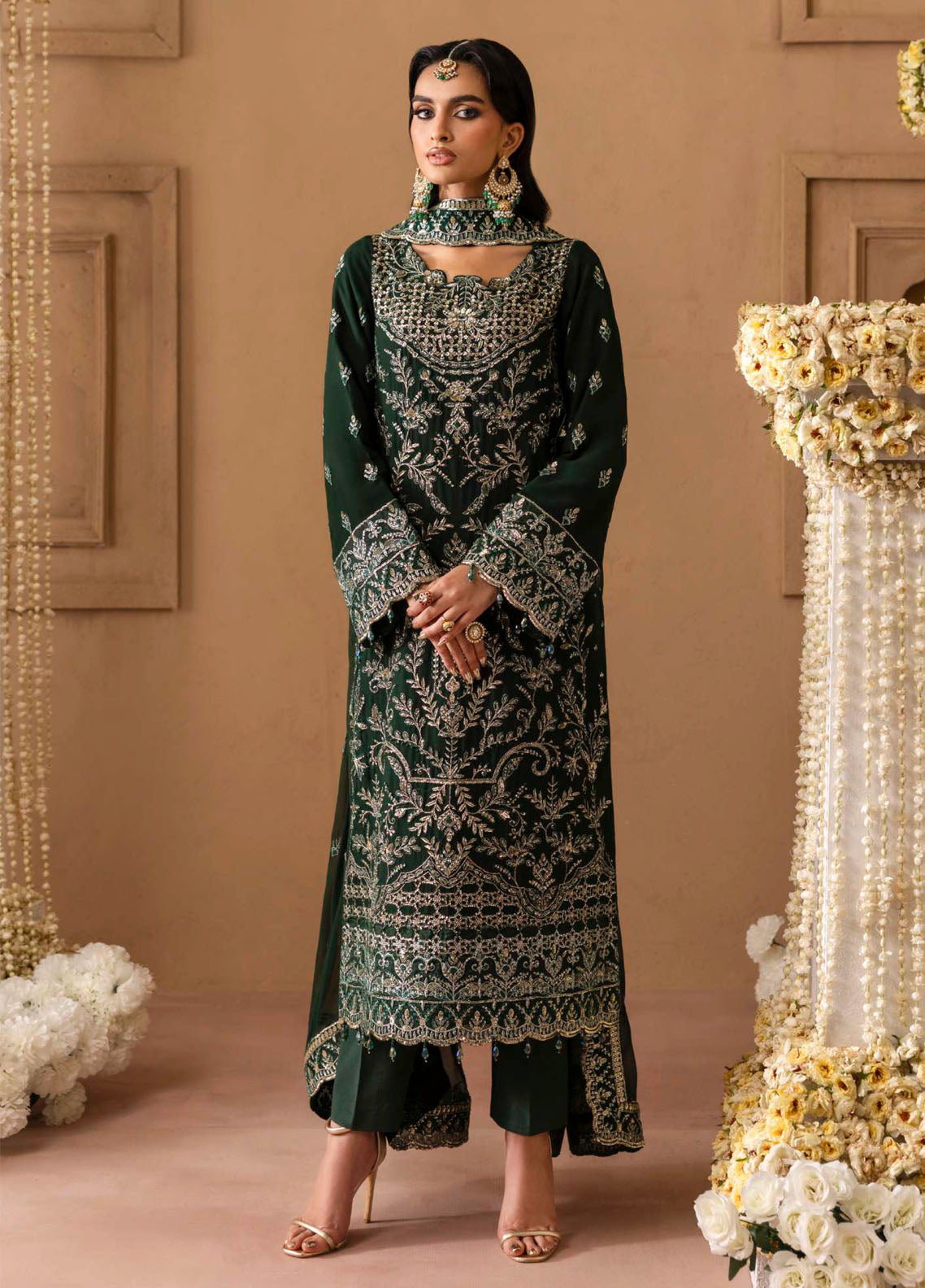 Sheherzadi By Emaan Adeel Formals Embroidered Chiffon 3 Piece Unstitched Suit EA25SCF D-VANIA Sheherzadi By Emaan Adeel Formals Embroidered Chiffon 3 Piece Unstitched Suit EA25SCF D-VANIA
