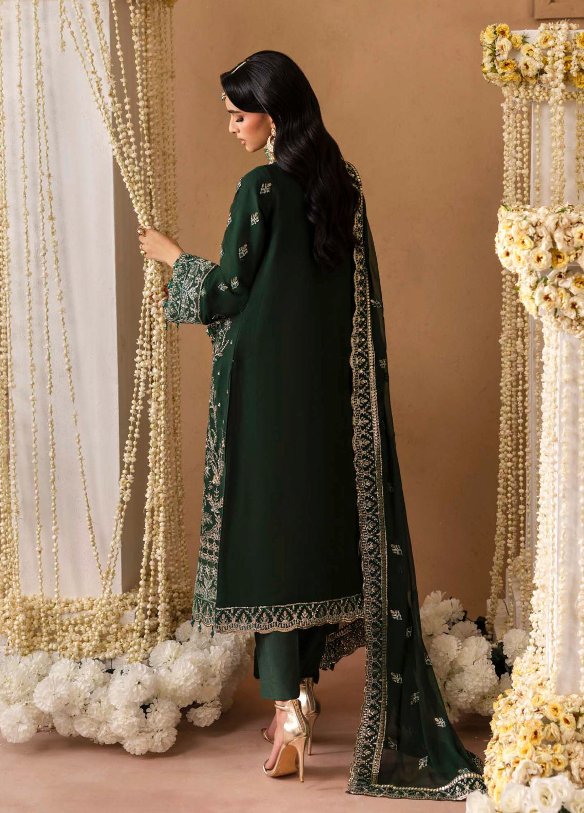 Sheherzadi By Emaan Adeel Formals Embroidered Chiffon 3 Piece Unstitched Suit EA25SCF D-VANIA Sheherzadi By Emaan Adeel Formals Embroidered Chiffon 3 Piece Unstitched Suit EA25SCF D-VANIA