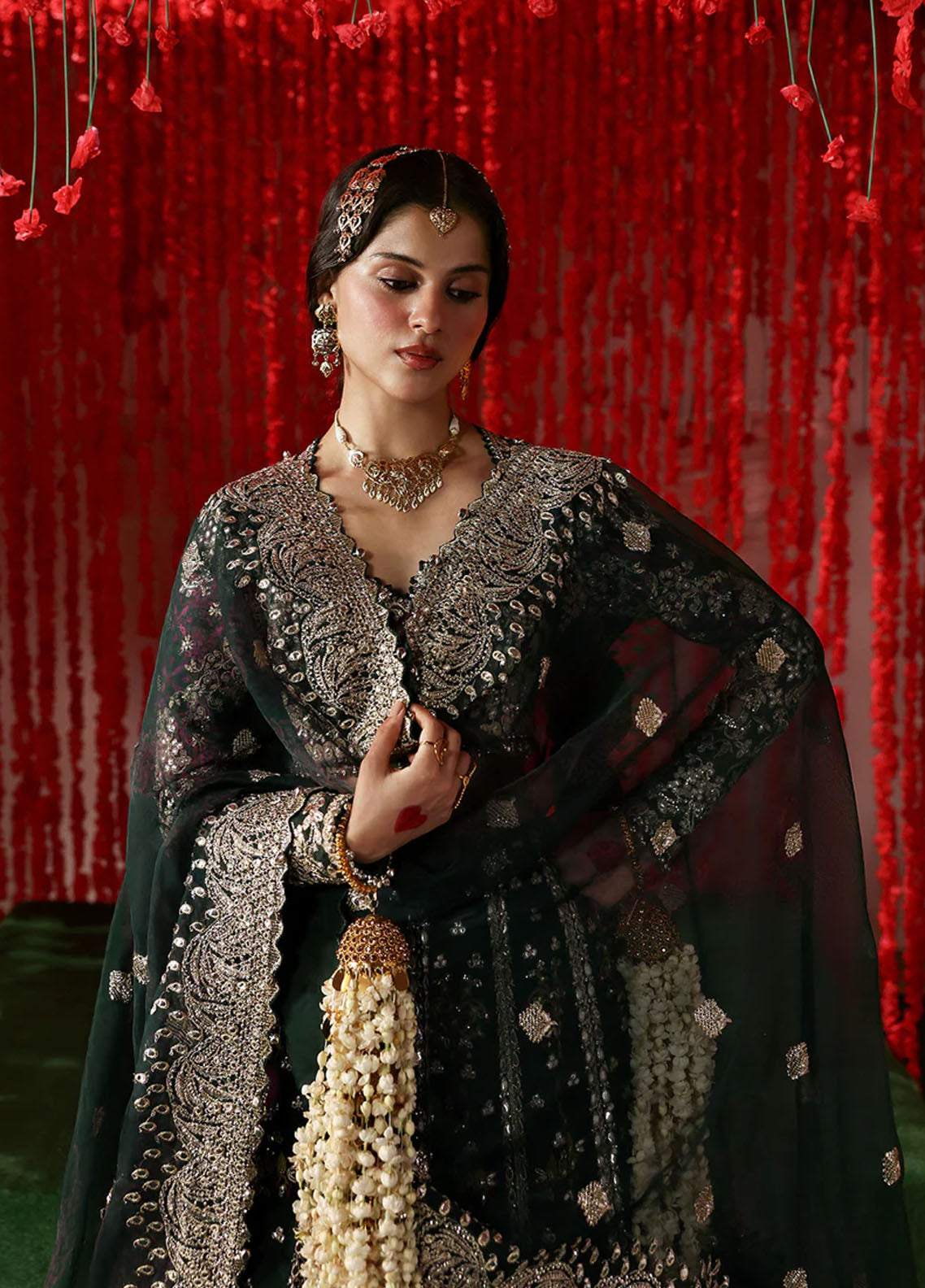 Shehnai By Afrozeh Embroidered Organza 3 Piece Unstitched Suit AF25SWF D-01 SHONGLAM Shehnai By Afrozeh Embroidered Organza 3 Piece Unstitched Suit AF25SWF D-01 SHONGLAM