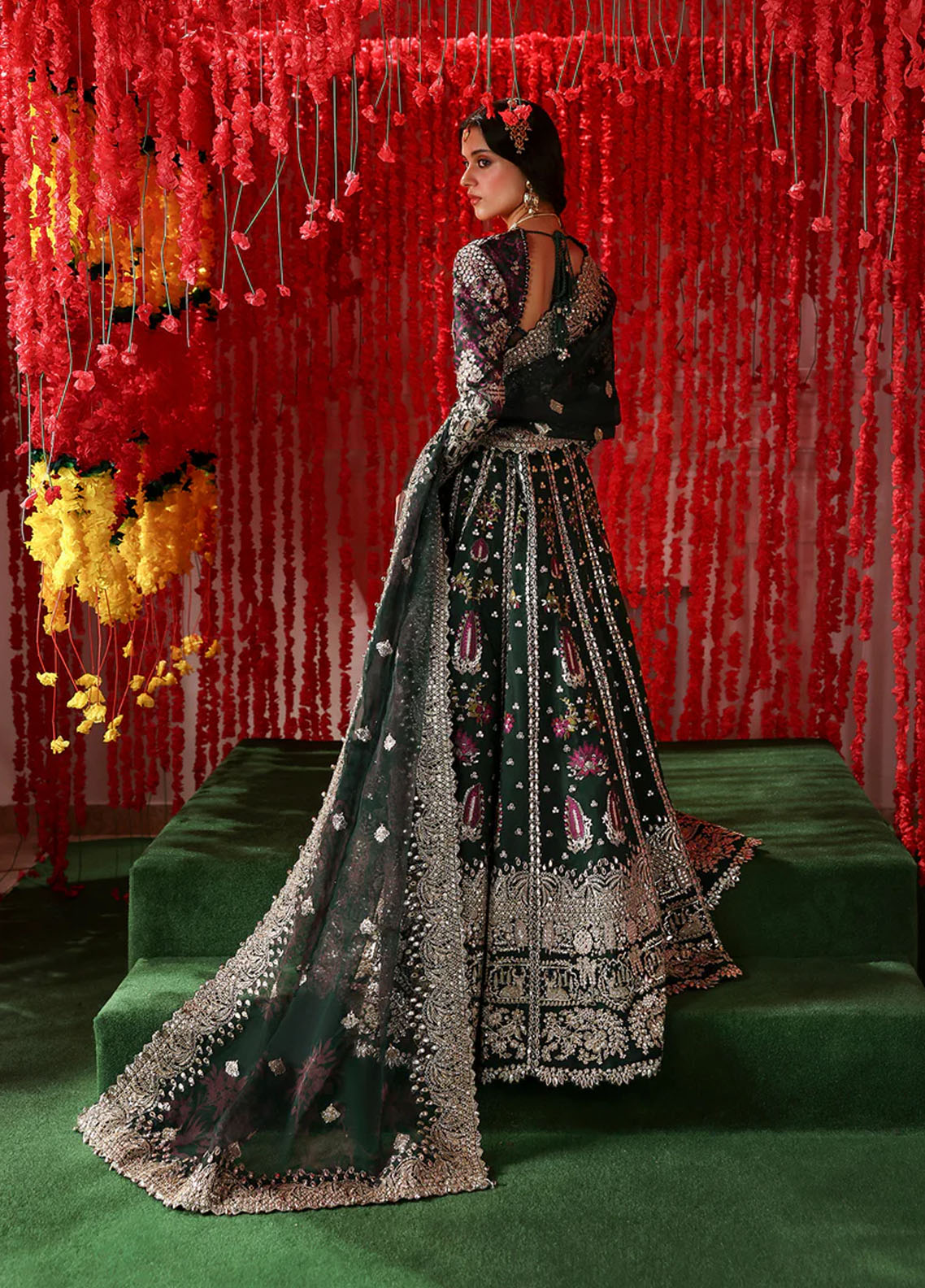 Shehnai By Afrozeh Embroidered Organza 3 Piece Unstitched Suit AF25SWF D-01 SHONGLAM Shehnai By Afrozeh Embroidered Organza 3 Piece Unstitched Suit AF25SWF D-01 SHONGLAM