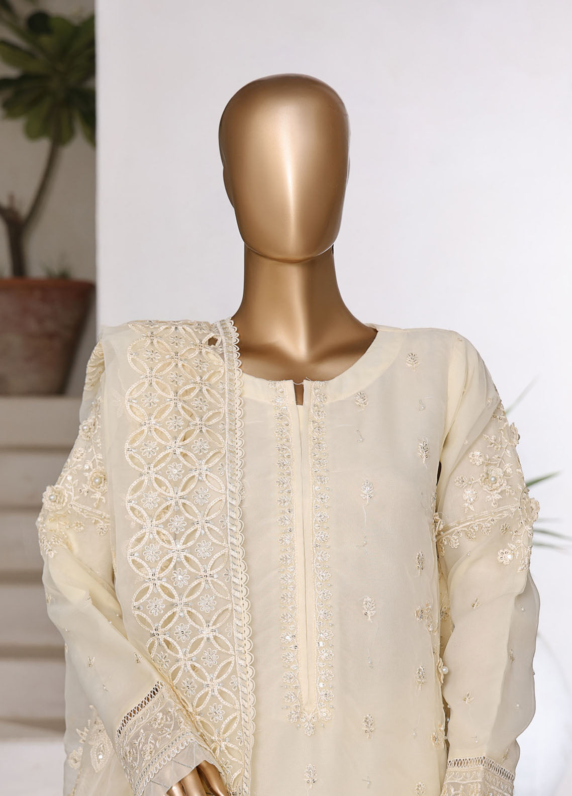 Shehnai By Schick Formals Embroidered Organza 3 Piece Stitched Suit SDH25SFEO D-01 Shehnai By Schick Formals Embroidered Organza 3 Piece Stitched Suit SDH25SFEO D-01