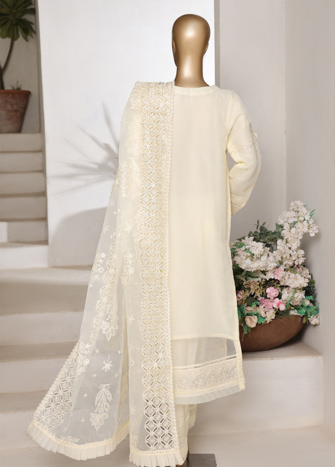 Shehnai By Schick Formals Embroidered Organza 3 Piece Stitched Suit SDH25SFEO D-01 Shehnai By Schick Formals Embroidered Organza 3 Piece Stitched Suit SDH25SFEO D-01