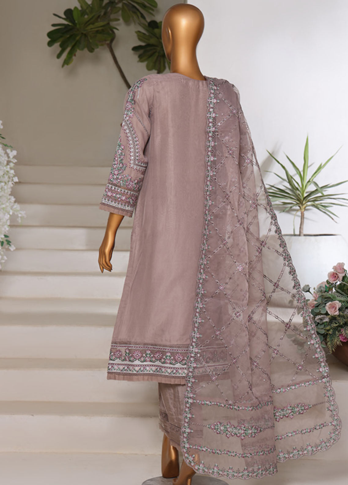 Shehnai By Schick Formals Embroidered Organza 3 Piece Stitched Suit SDH25SFEO D-03 Shehnai By Schick Formals Embroidered Organza 3 Piece Stitched Suit SDH25SFEO D-03