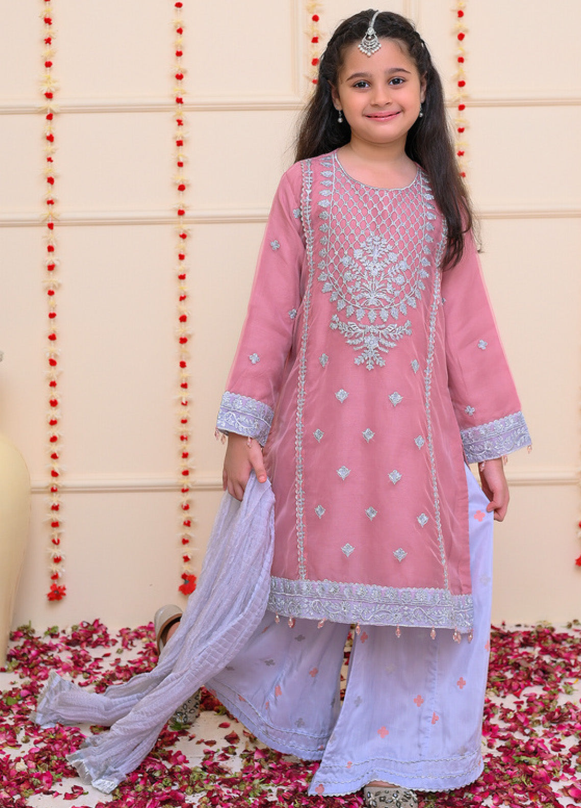 Shehnai By Shanzey Embroidered Organza 3 Piece Girls Stitched Suit S24SF SHK-3206 Shehnai By Shanzey Embroidered Organza 3 Piece Girls Stitched Suit S24SF SHK-3206