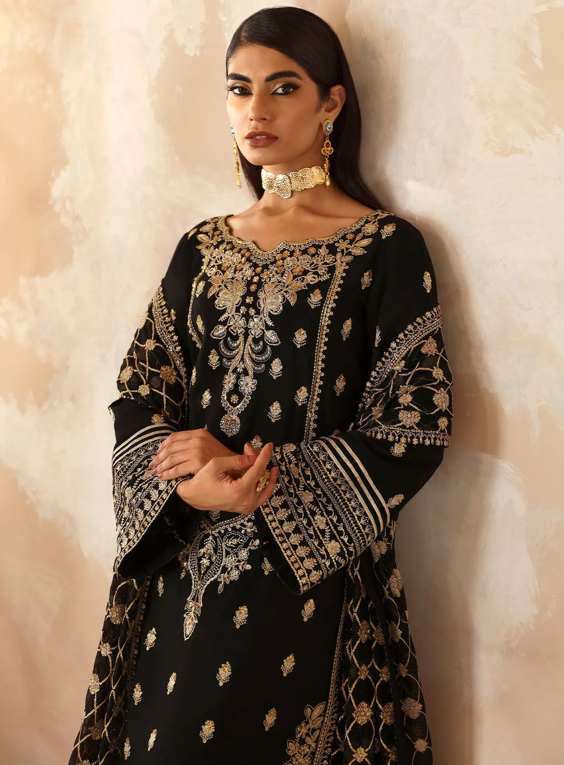 Shehrnaaz By Gulaal Embroidered Raw Silk 3 Piece Unstitched Suit GL24SR GL-SD-24-03 INAARA Shehrnaaz By Gulaal Embroidered Raw Silk 3 Piece Unstitched Suit GL24SR GL-SD-24-03 INAARA