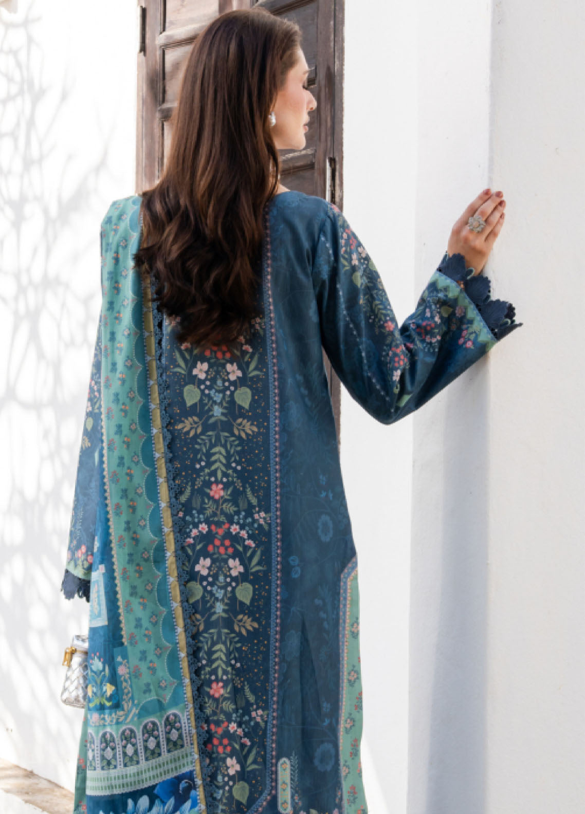 Shezlin By Aabyaan Chikankari Lawn 3 Piece Unstitched Suit ABY26SCE D-AZ-08 ZERIEL Shezlin By Aabyaan Chikankari Lawn 3 Piece Unstitched Suit ABY26SCE D-AZ-08 ZERIEL