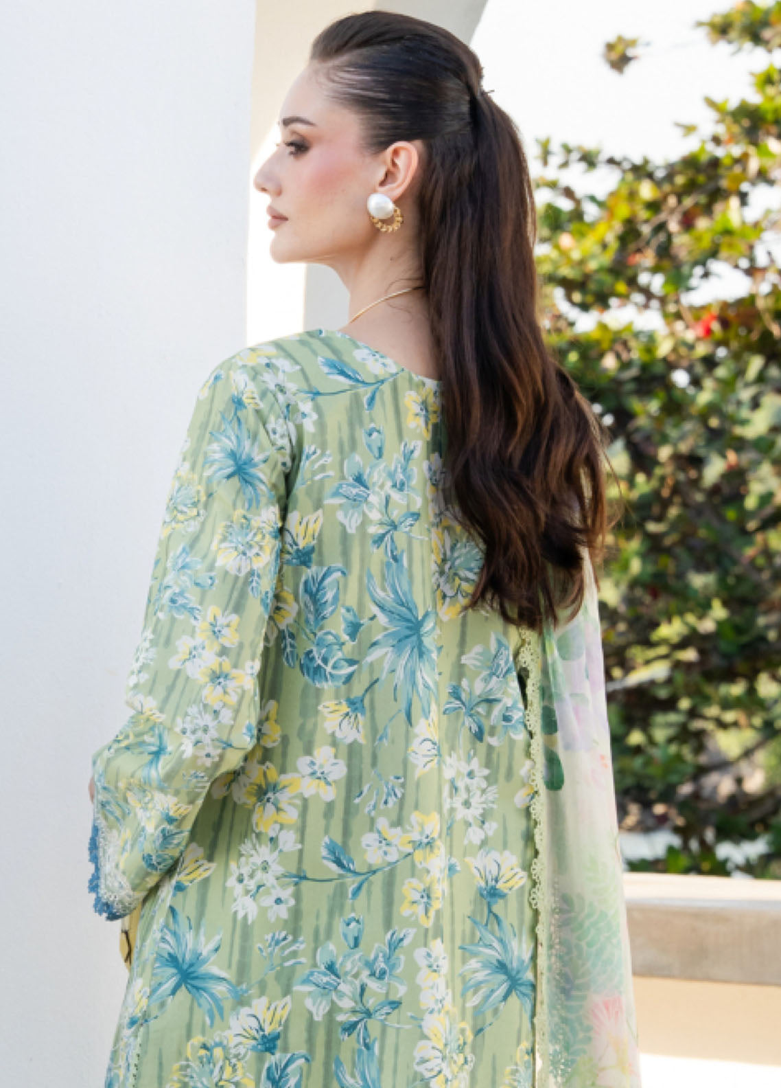 Shezlin By Aabyaan Chikankari Lawn 3 Piece Unstitched Suit ABY26SCE D-AZ-12 SOMIYA Shezlin By Aabyaan Chikankari Lawn 3 Piece Unstitched Suit ABY26SCE D-AZ-12 SOMIYA