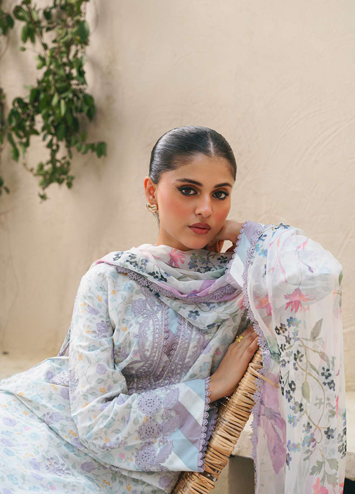 Shezlin By Aabyaan Embroidered Chikankari 3 Piece Unstitched Suit ABY24S D-AF-02 LINA Shezlin By Aabyaan Embroidered Chikankari 3 Piece Unstitched Suit ABY24S D-AF-02 LINA