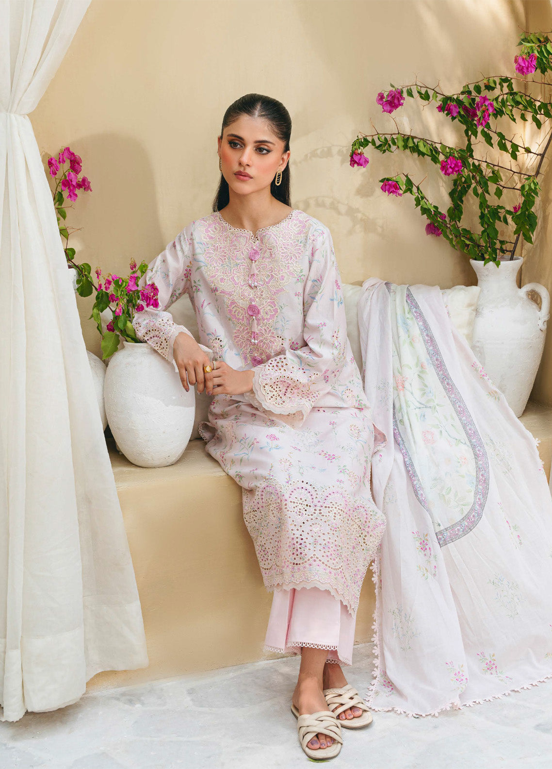 Shezlin By Aabyaan Embroidered Chikankari 3 Piece Unstitched Suit ABY24S D-AF-05 CEYDA Shezlin By Aabyaan Embroidered Chikankari 3 Piece Unstitched Suit ABY24S D-AF-05 CEYDA