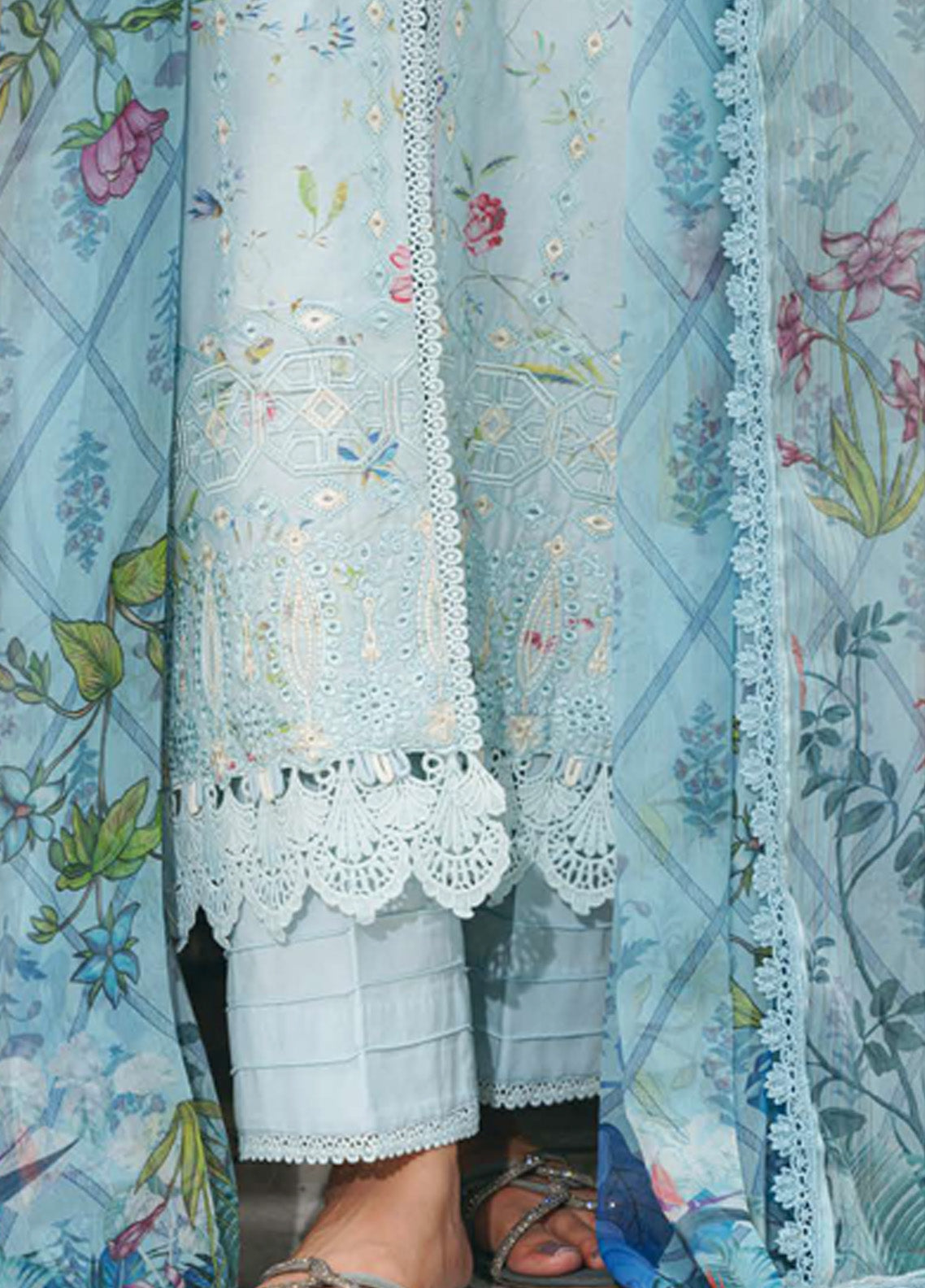 Shezlin By Aabyaan Embroidered Chikankari 3 Piece Unstitched Suit ABY24S D-AF-06 AYLIN Shezlin By Aabyaan Embroidered Chikankari 3 Piece Unstitched Suit ABY24S D-AF-06 AYLIN