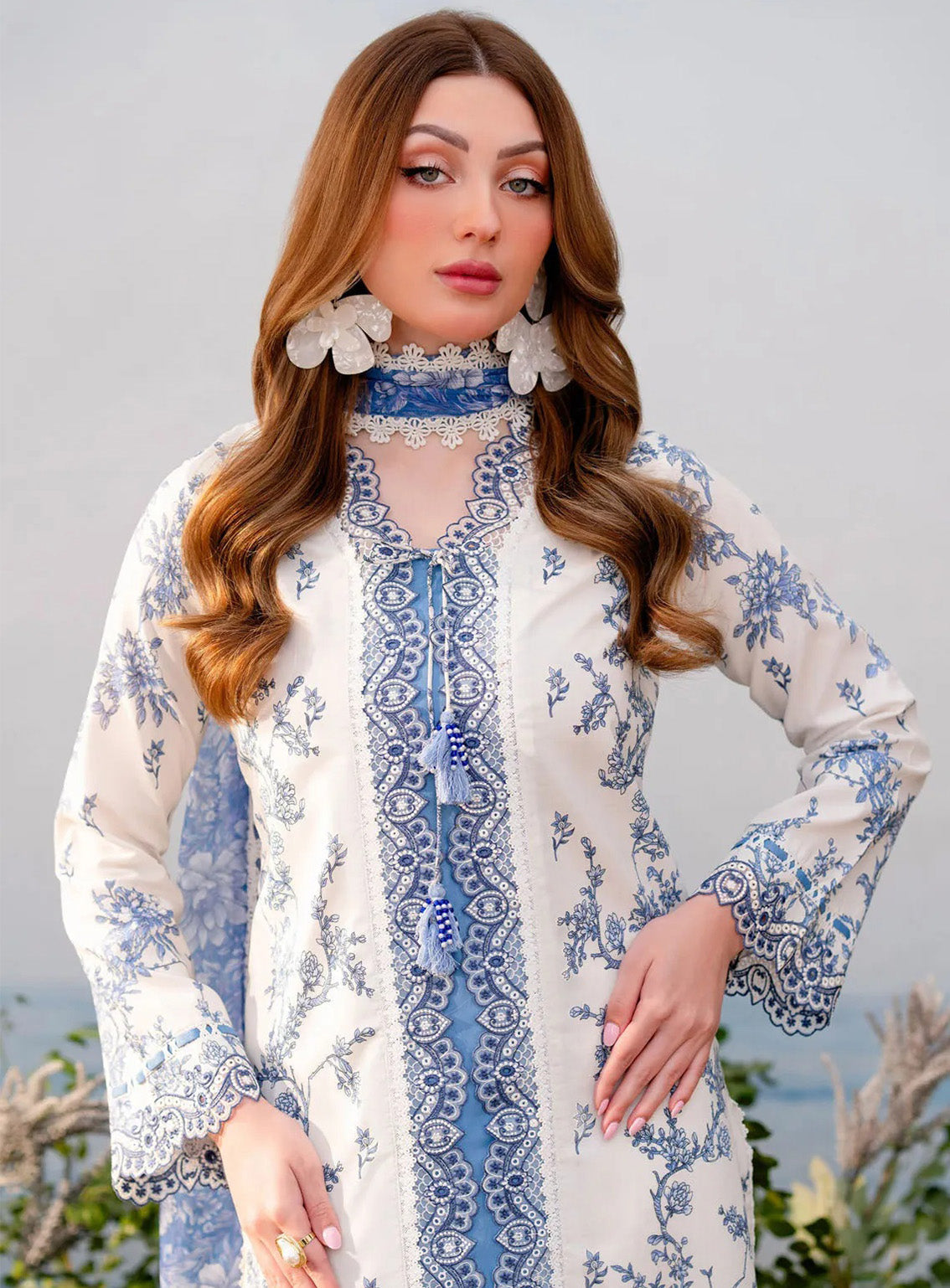 Shezlin By Aabyaan Embroidered Chikankari 3 Piece Unstitched Suit ABY25S D-AR-01 ELYSIA Shezlin By Aabyaan Embroidered Chikankari 3 Piece Unstitched Suit ABY25S D-AR-01 ELYSIA