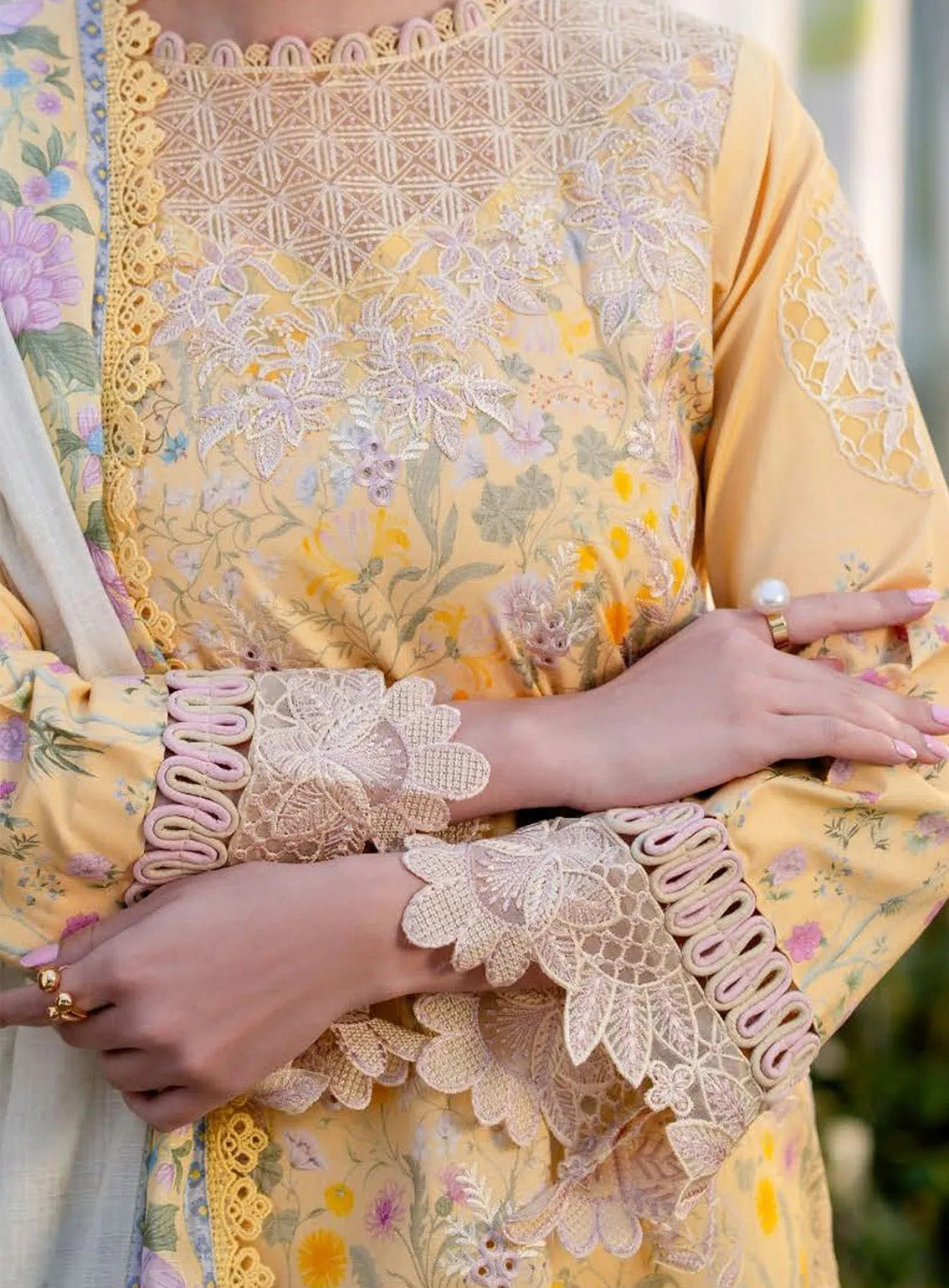 Shezlin By Aabyaan Embroidered Chikankari 3 Piece Unstitched Suit ABY25S D-AR-02 NISA Shezlin By Aabyaan Embroidered Chikankari 3 Piece Unstitched Suit ABY25S D-AR-02 NISA