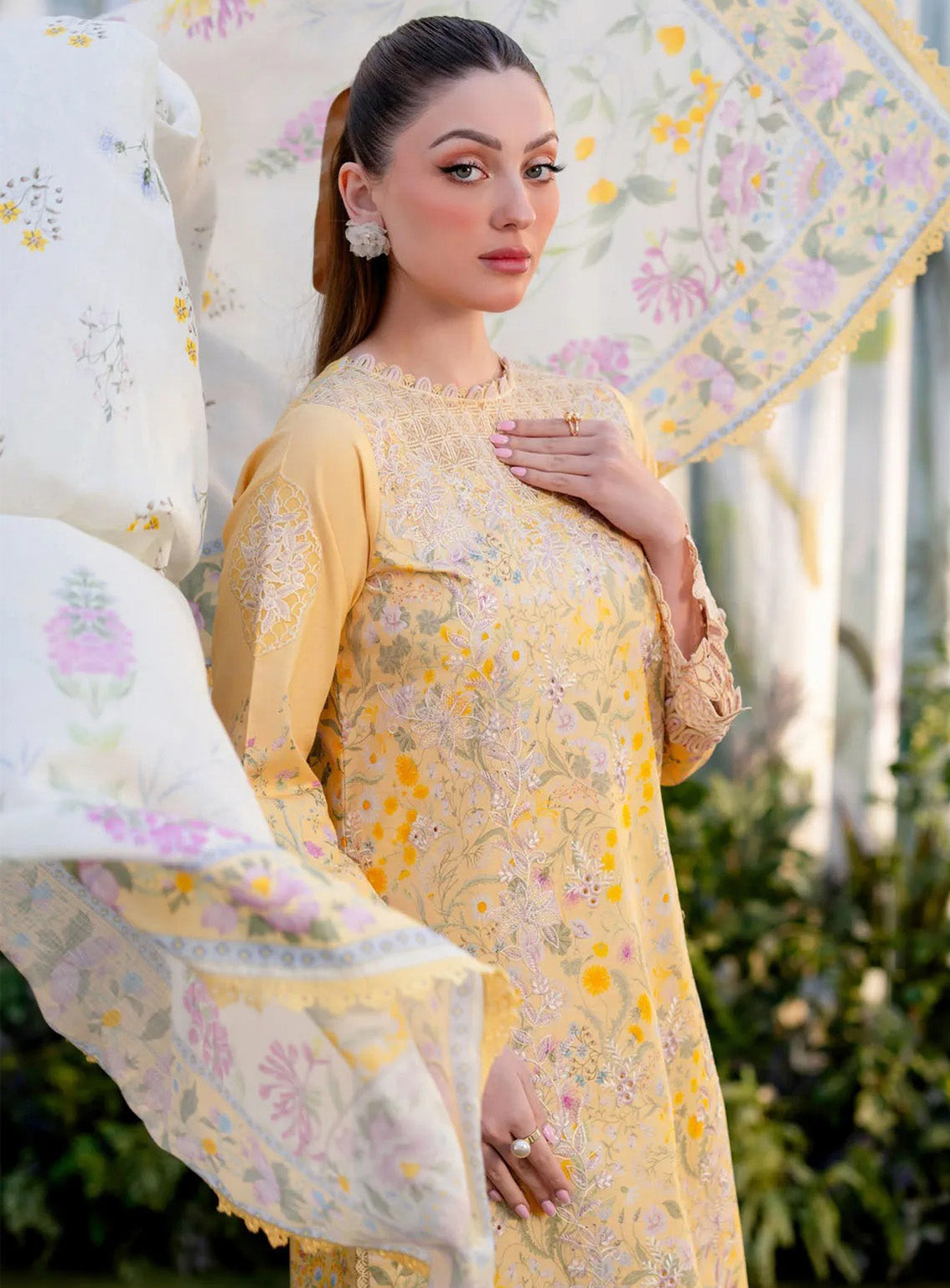 Shezlin By Aabyaan Embroidered Chikankari 3 Piece Unstitched Suit ABY25S D-AR-02 NISA Shezlin By Aabyaan Embroidered Chikankari 3 Piece Unstitched Suit ABY25S D-AR-02 NISA