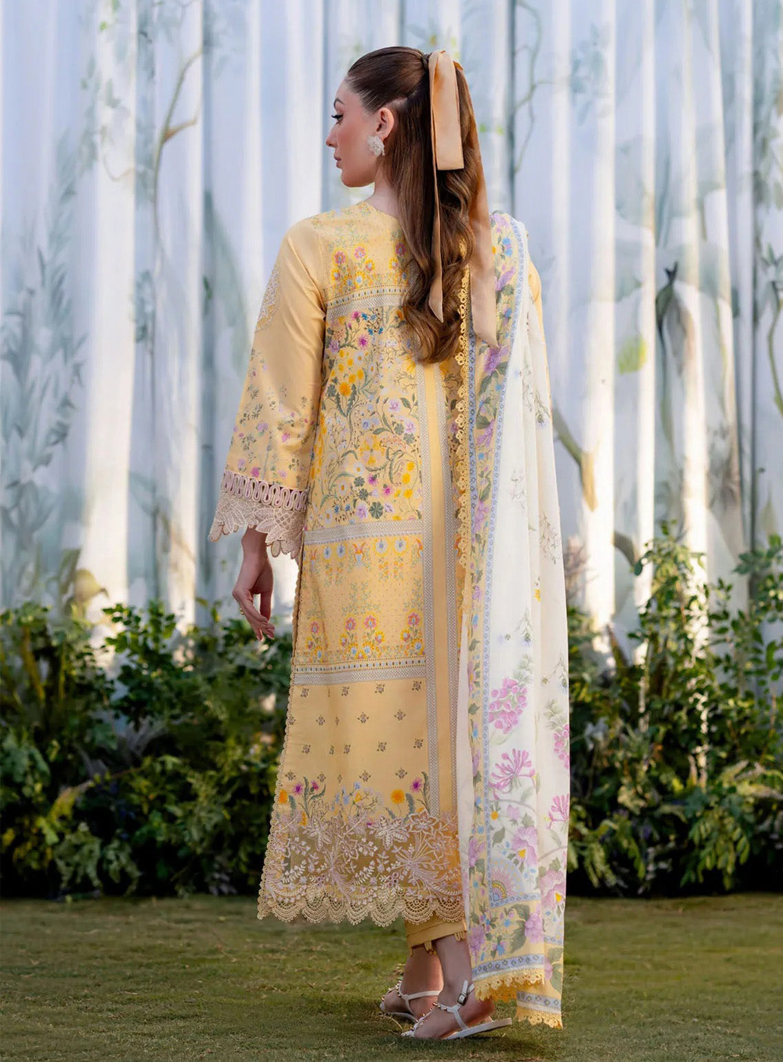 Shezlin By Aabyaan Embroidered Chikankari 3 Piece Unstitched Suit ABY25S D-AR-02 NISA Shezlin By Aabyaan Embroidered Chikankari 3 Piece Unstitched Suit ABY25S D-AR-02 NISA