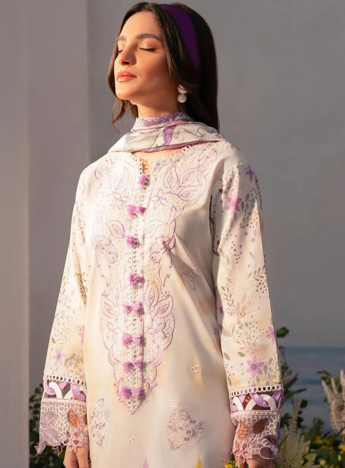 Shezlin By Aabyaan Embroidered Chikankari 3 Piece Unstitched Suit ABY25S D-AR-13 NERGIS Shezlin By Aabyaan Embroidered Chikankari 3 Piece Unstitched Suit ABY25S D-AR-13 NERGIS
