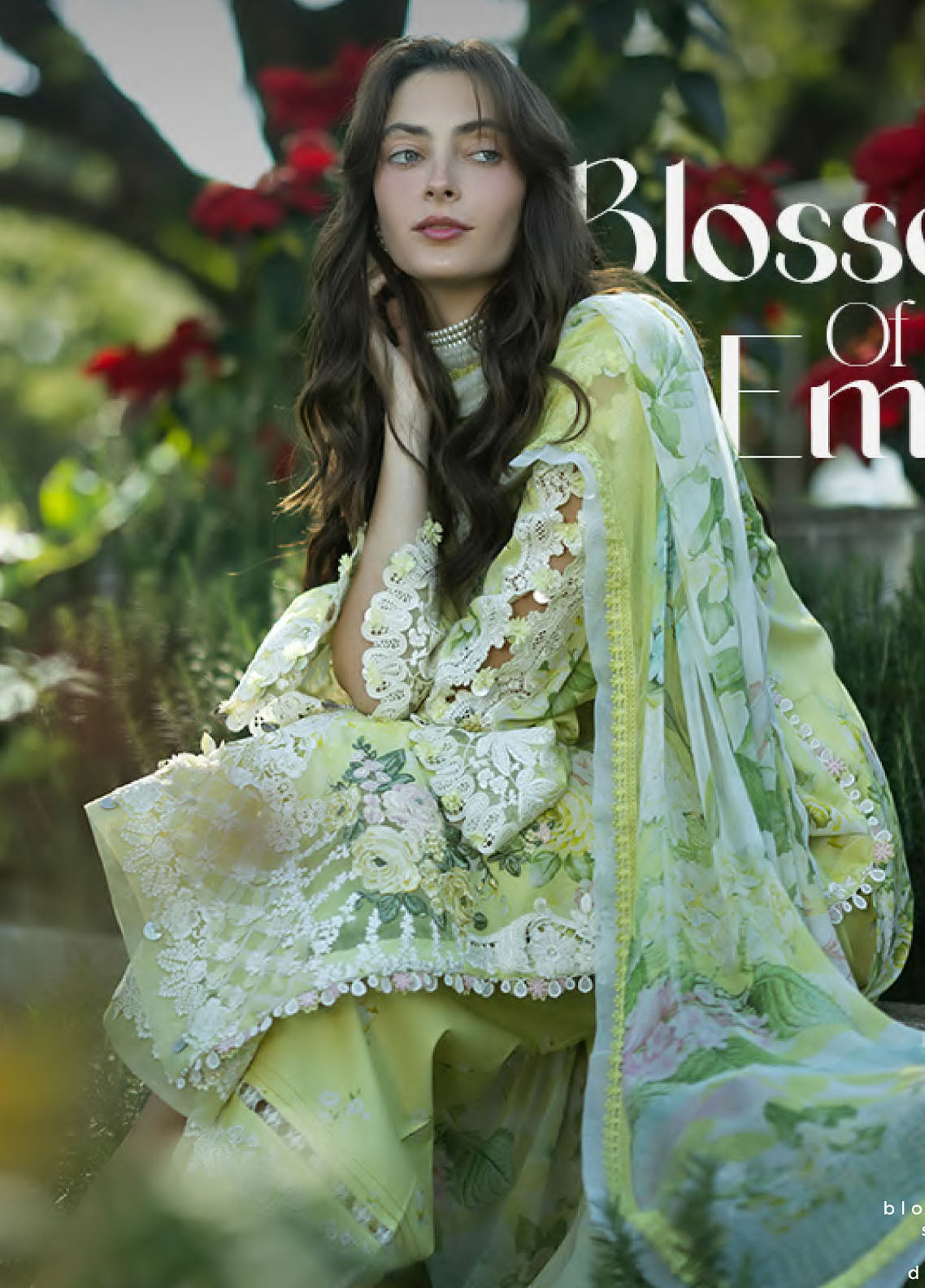 Signature By Elaf Embroidered Lawn 3 Piece Unstitched Suit EF26SEP D-ESA-7A IVORY SEASON Signature By Elaf Embroidered Lawn 3 Piece Unstitched Suit EF26SEP D-ESA-7A IVORY SEASON