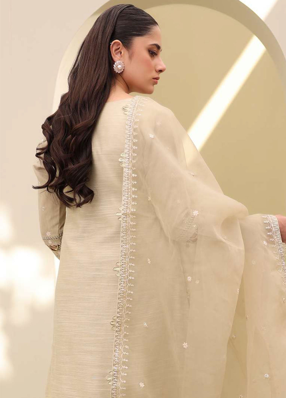 Signature By Zellbury Embroidered Cotton 3 Piece Unstitched Suit WUC25E30355 Signature By Zellbury Embroidered Cotton 3 Piece Unstitched Suit WUC25E30355
