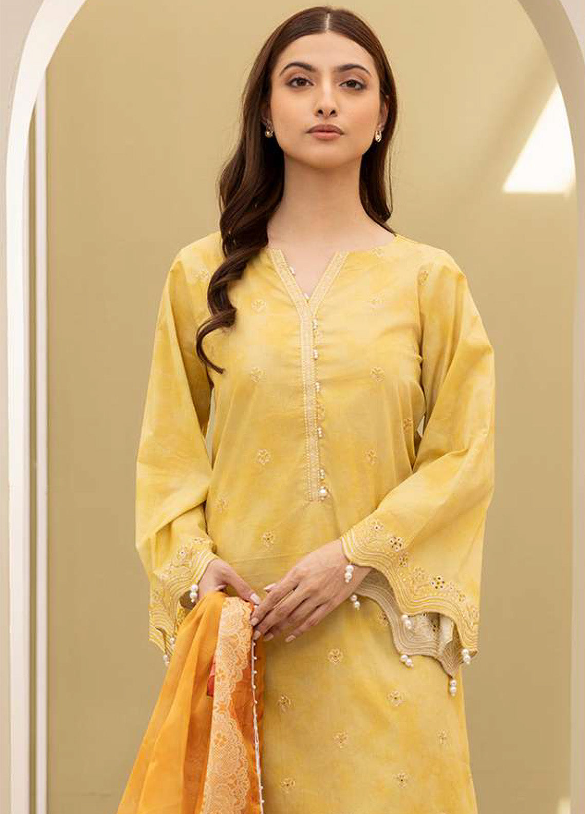 Signature By Zellbury Embroidered Lawn 3 Piece Unstitched Suit WUS25E30151 Signature By Zellbury Embroidered Lawn 3 Piece Unstitched Suit WUS25E30151