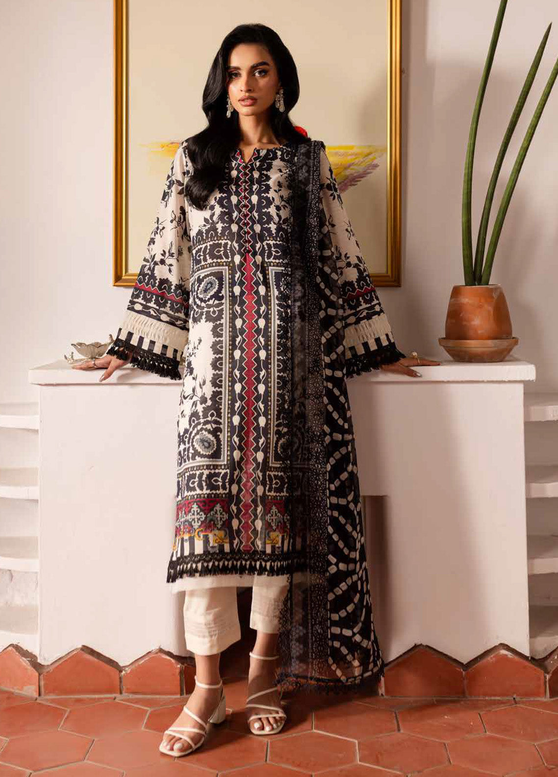 Signature Prints By Nureh Printed Lawn 3 Piece Unstitched Suit NU24SPPL SP-135 Signature Prints By Nureh Printed Lawn 3 Piece Unstitched Suit NU24SPPL SP-135