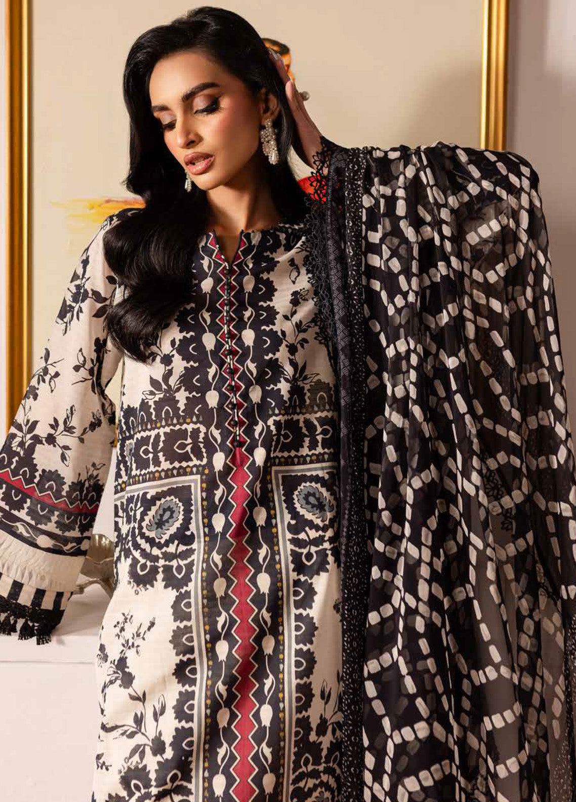 Signature Prints By Nureh Printed Lawn 3 Piece Unstitched Suit NU24SPPL SP-135 Signature Prints By Nureh Printed Lawn 3 Piece Unstitched Suit NU24SPPL SP-135