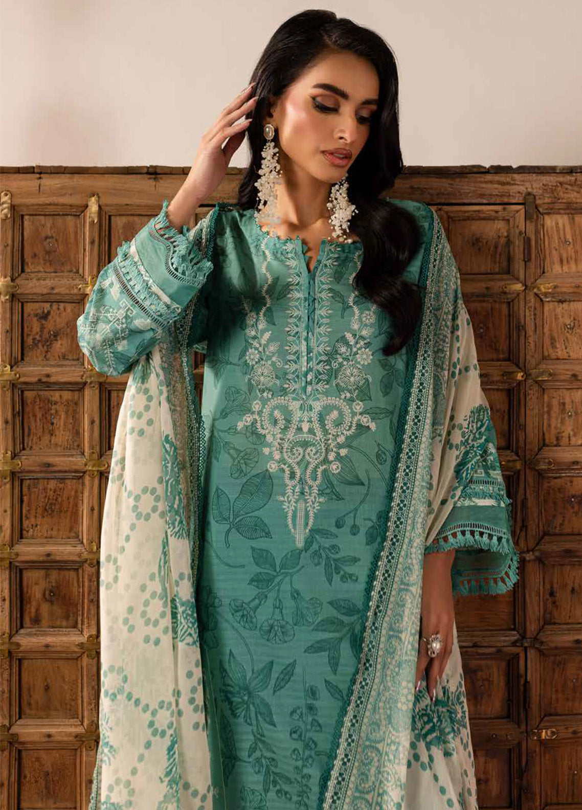 Signature Prints By Nureh Printed Lawn 3 Piece Unstitched Suit NU24SPPL SP-139 Signature Prints By Nureh Printed Lawn 3 Piece Unstitched Suit NU24SPPL SP-139