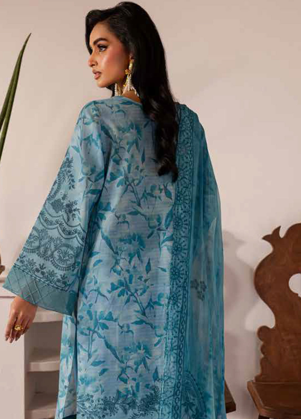 Signature Prints By Nureh Printed Lawn 3 Piece Unstitched Suit NU24SPPL SP-140 Signature Prints By Nureh Printed Lawn 3 Piece Unstitched Suit NU24SPPL SP-140