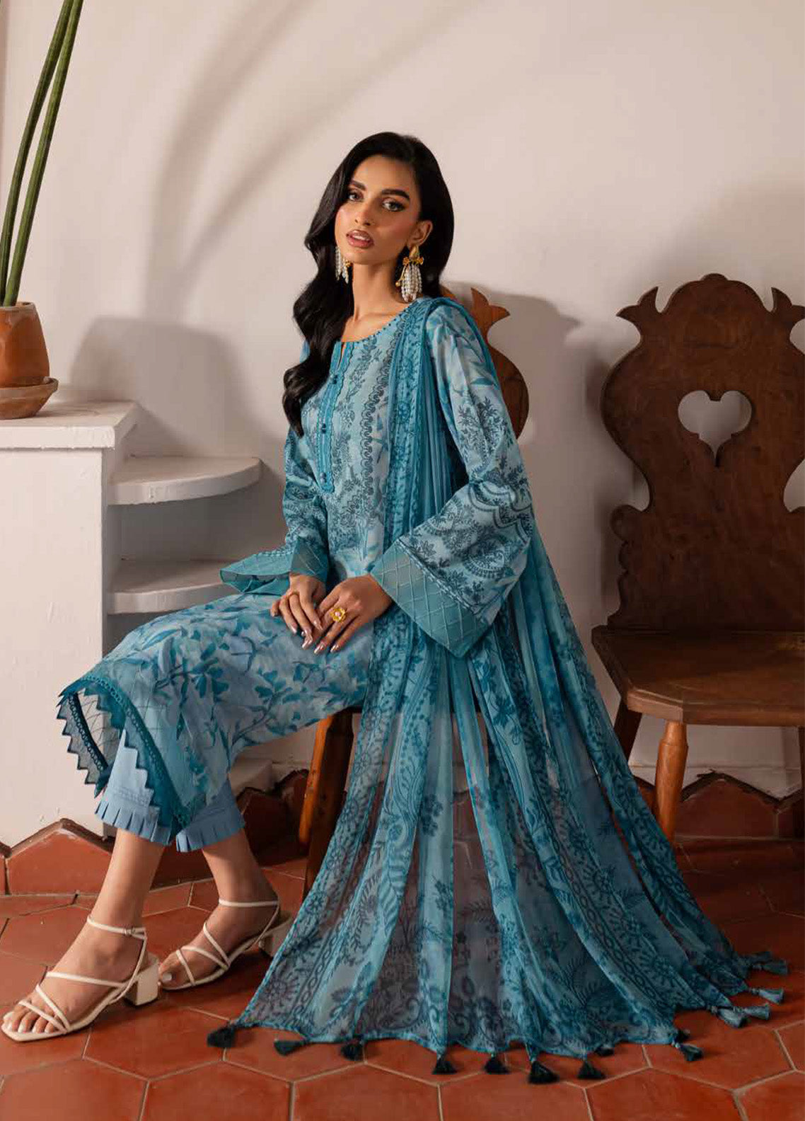 Signature Prints By Nureh Printed Lawn 3 Piece Unstitched Suit NU24SPPL SP-140 Signature Prints By Nureh Printed Lawn 3 Piece Unstitched Suit NU24SPPL SP-140