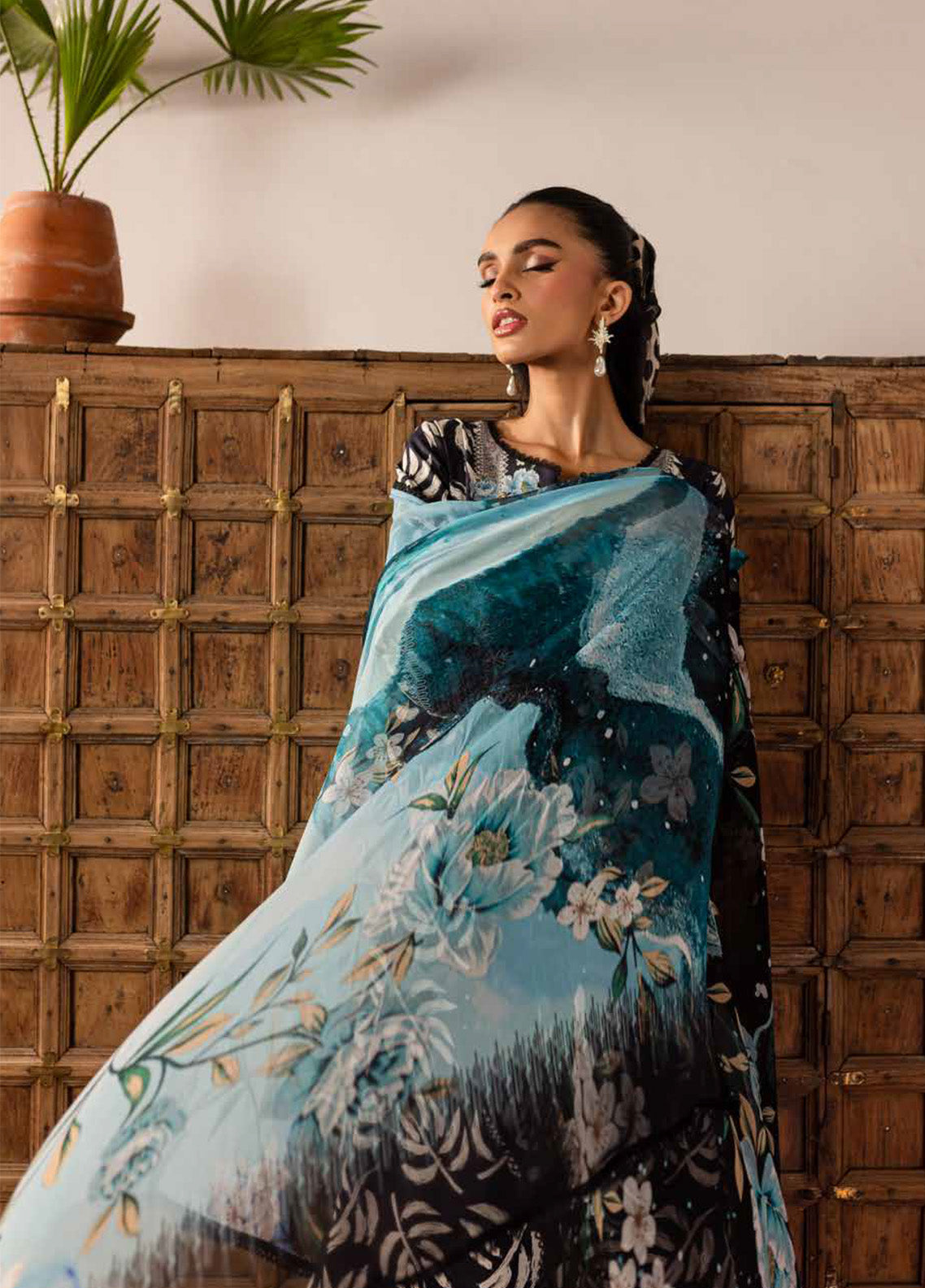 Signature Prints By Nureh Printed Lawn 3 Piece Unstitched Suit NU24SPPL SP-142 Signature Prints By Nureh Printed Lawn 3 Piece Unstitched Suit NU24SPPL SP-142