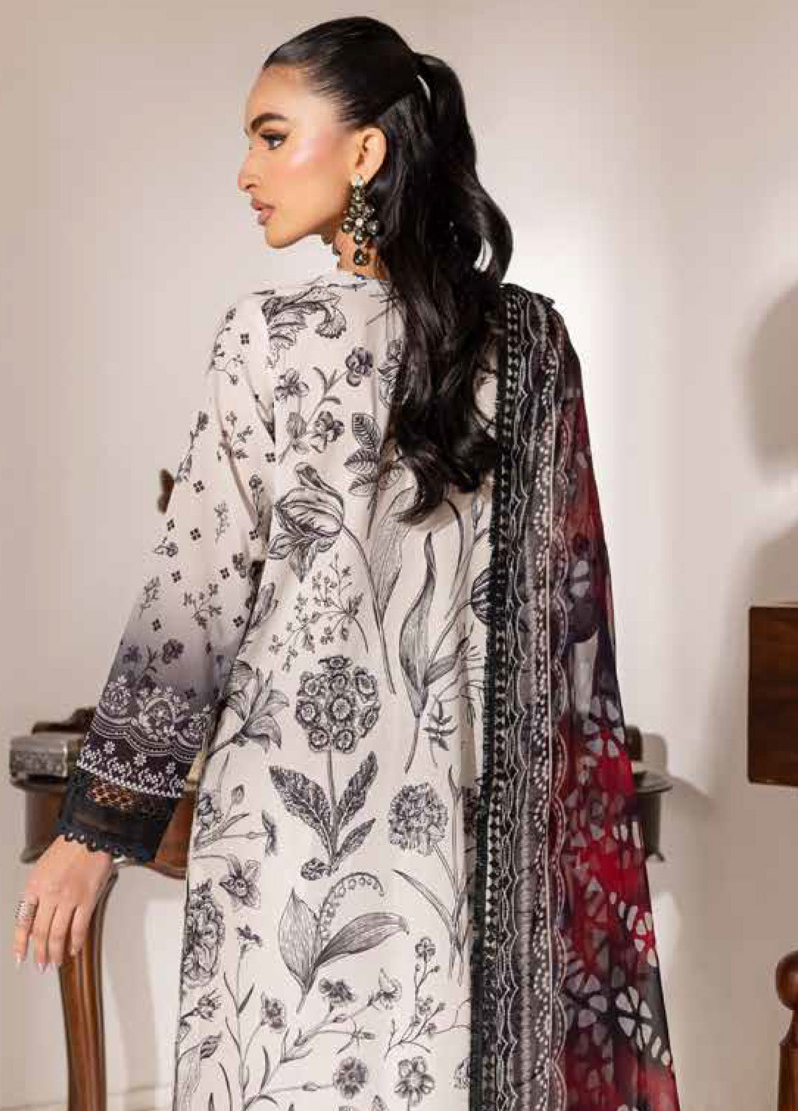 Signature Prints By Nureh Printed Lawn 3 Piece Unstitched Suit NU25SPPL SP-144 Signature Prints By Nureh Printed Lawn 3 Piece Unstitched Suit NU25SPPL SP-144