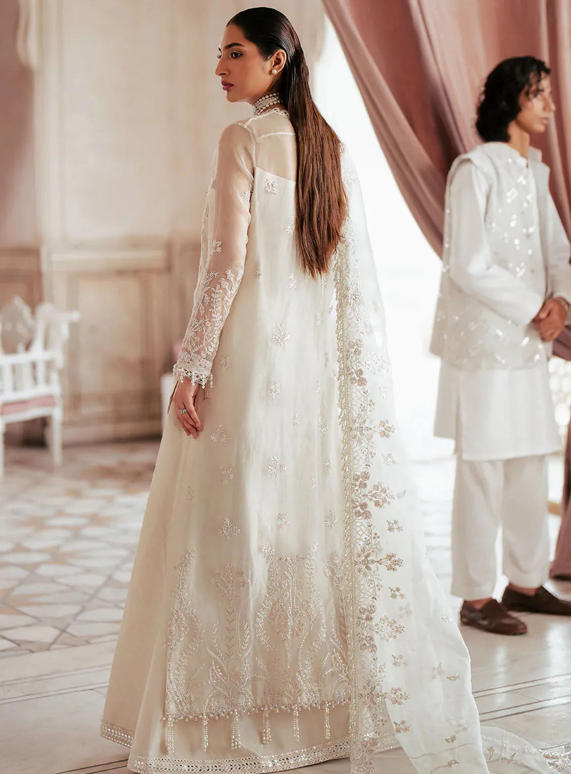 Silsila by Saad Shaikh Embroidered Organza 4 Piece Unstitched Suit SSK24SL ZAHRIA Silsila by Saad Shaikh Embroidered Organza 4 Piece Unstitched Suit SSK24SL ZAHRIA
