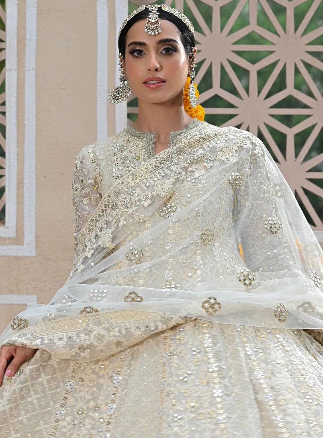 Singhar By Qalamkar Wedding Formals Embroidered Chiffon 3 Piece Unstitched Suit QLM24SW RF-03 BAHAR Singhar By Qalamkar Wedding Formals Embroidered Chiffon 3 Piece Unstitched Suit QLM24SW RF-03 BAHAR