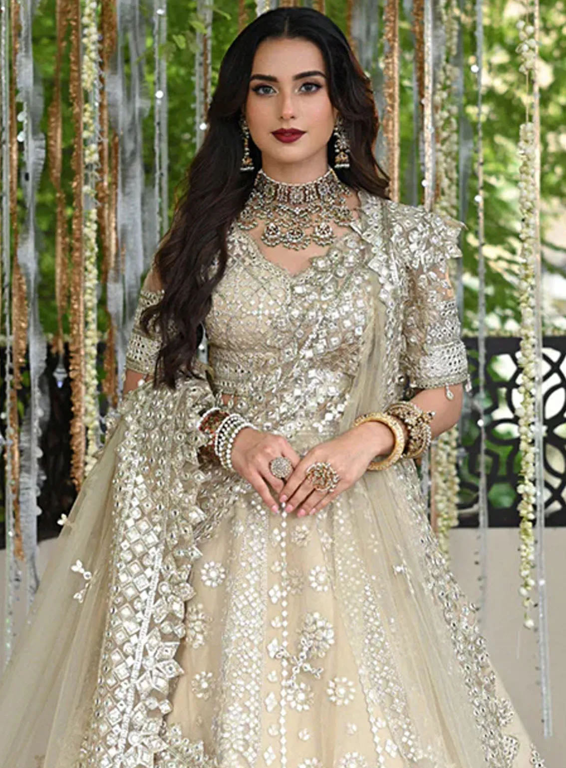 Singhar By Qalamkar Wedding Formals Embroidered Net 3 Piece Unstitched Suit QLM24SW RF-06 ROOP Singhar By Qalamkar Wedding Formals Embroidered Net 3 Piece Unstitched Suit QLM24SW RF-06 ROOP