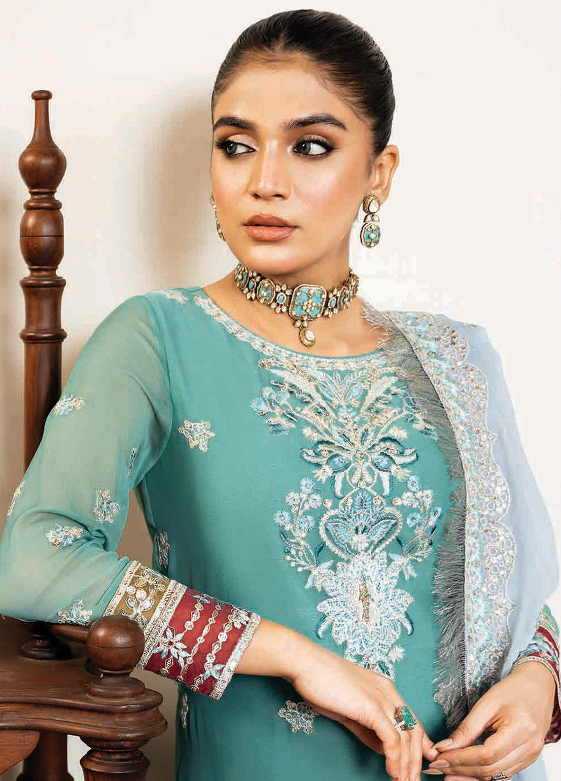 Sitarah By Imrozia Embroidered Chiffon 3 Piece Unstitched Suit IM24LC I-211 NIKHAT Sitarah By Imrozia Embroidered Chiffon 3 Piece Unstitched Suit IM24LC I-211 NIKHAT