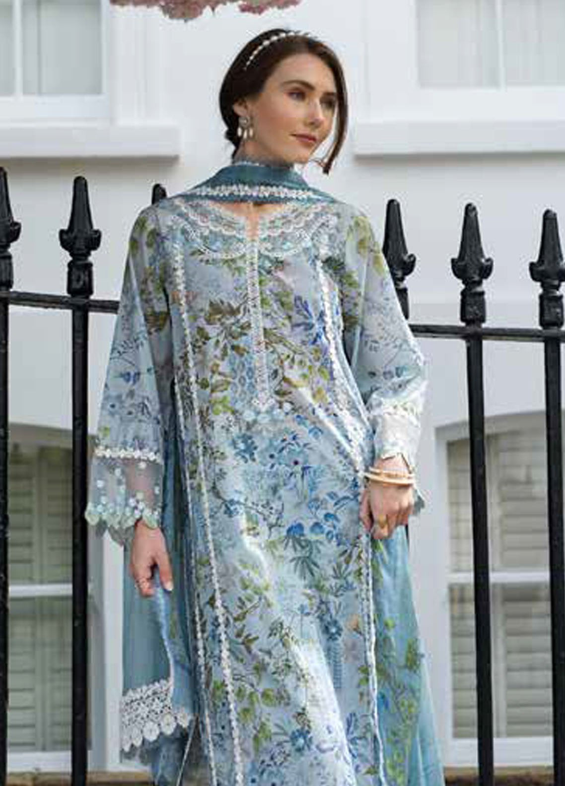 SN Basics By Sobia Nazir Embroidered Lawn 3 Piece Unstitched Suit SN25SNB D-6A SN Basics By Sobia Nazir Embroidered Lawn 3 Piece Unstitched Suit SN25SNB D-6A