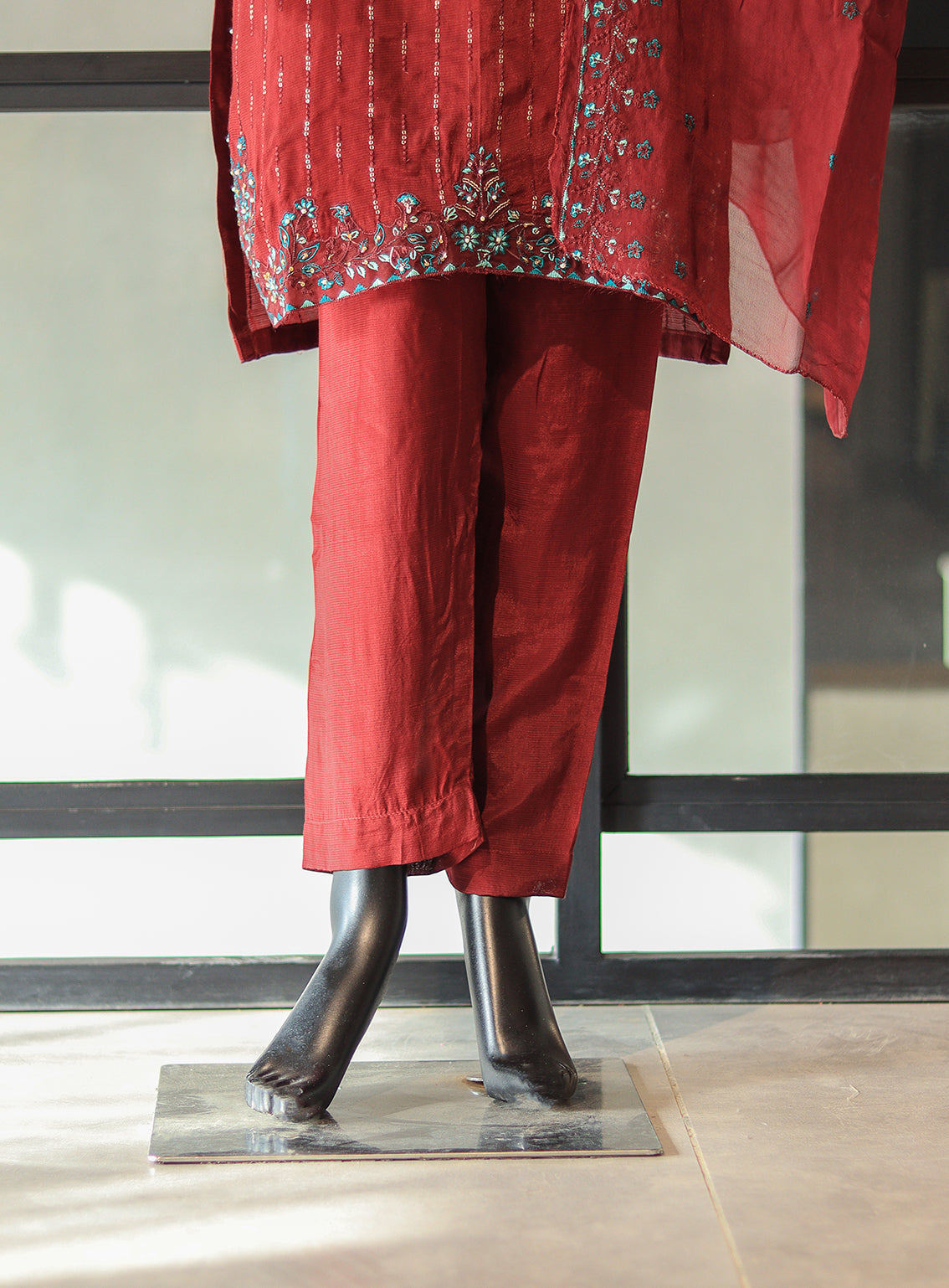 SNSC Embroidered Silk Stitched 3 Piece Suit - SNSC24FE D-110-8486 SNSC Embroidered Silk Stitched 3 Piece Suit - SNSC24FE D-110-8486