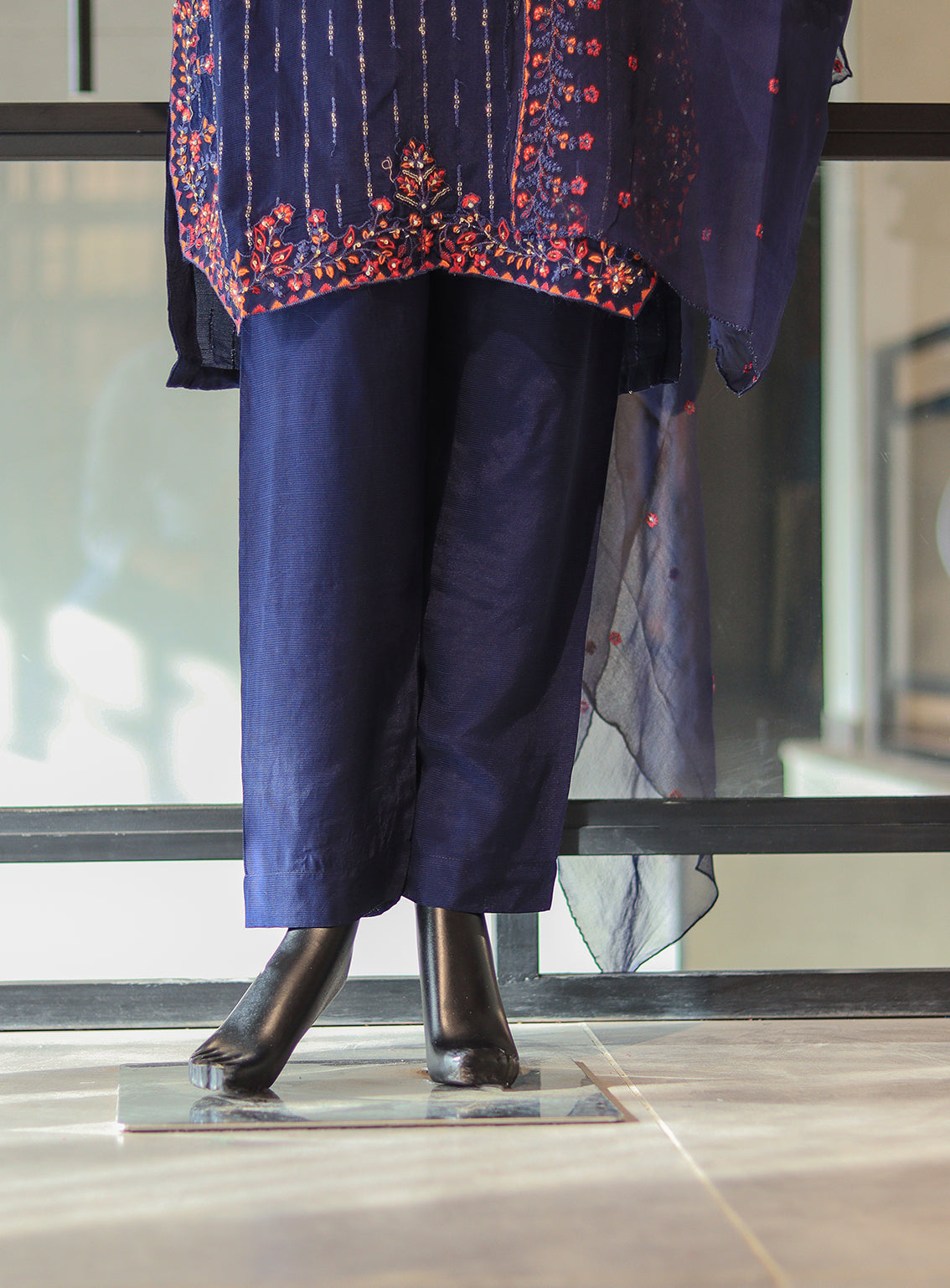 SNSC Embroidered Silk Stitched 3 Piece Suit - SNSC24FE D-110-8789 SNSC Embroidered Silk Stitched 3 Piece Suit - SNSC24FE D-110-8789