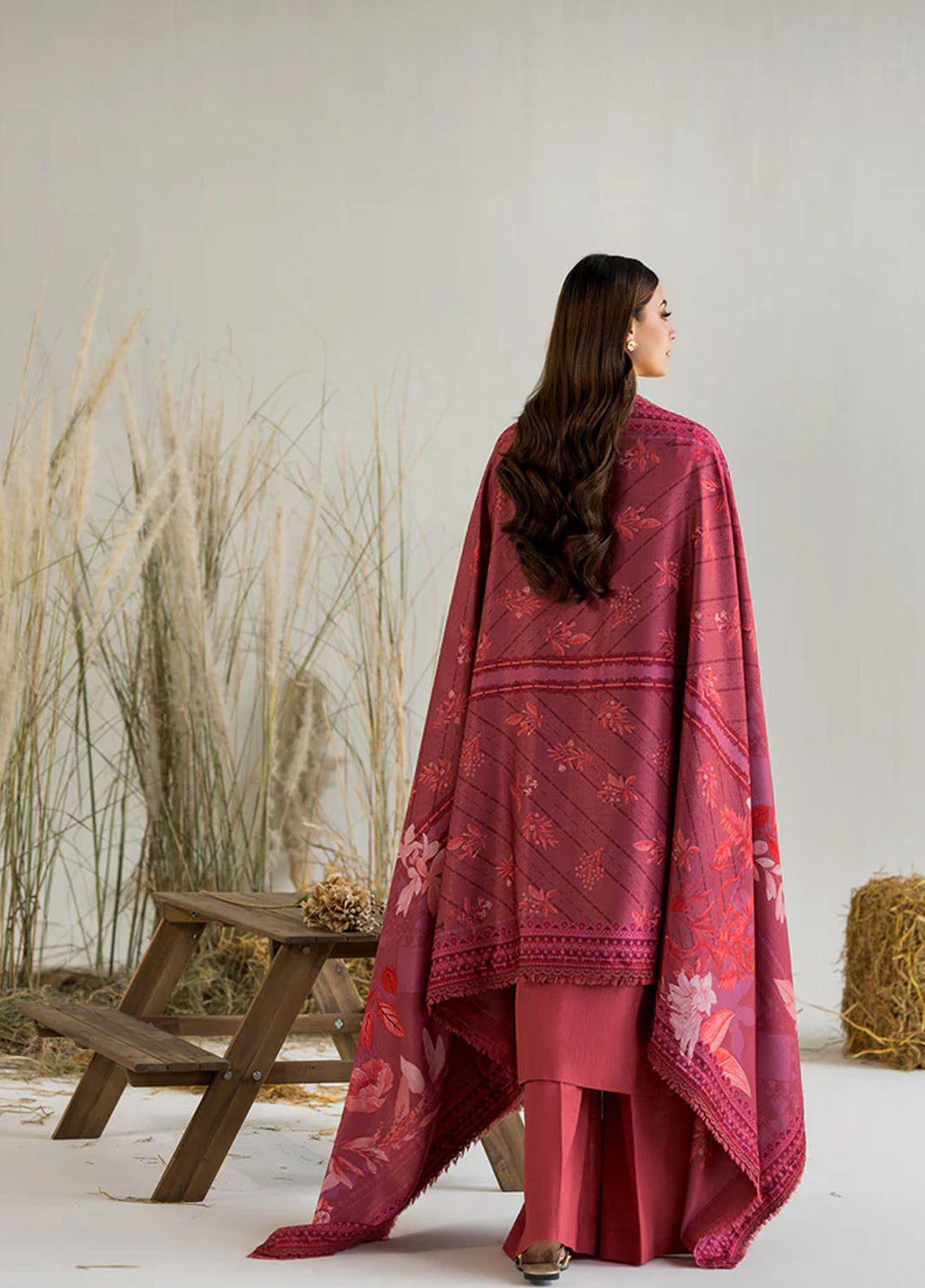 Sobia Nazir Embroidered Karandi 3 Piece Unstitched Suit SN25WE1 D-4B Sobia Nazir Embroidered Karandi 3 Piece Unstitched Suit SN25WE1 D-4B