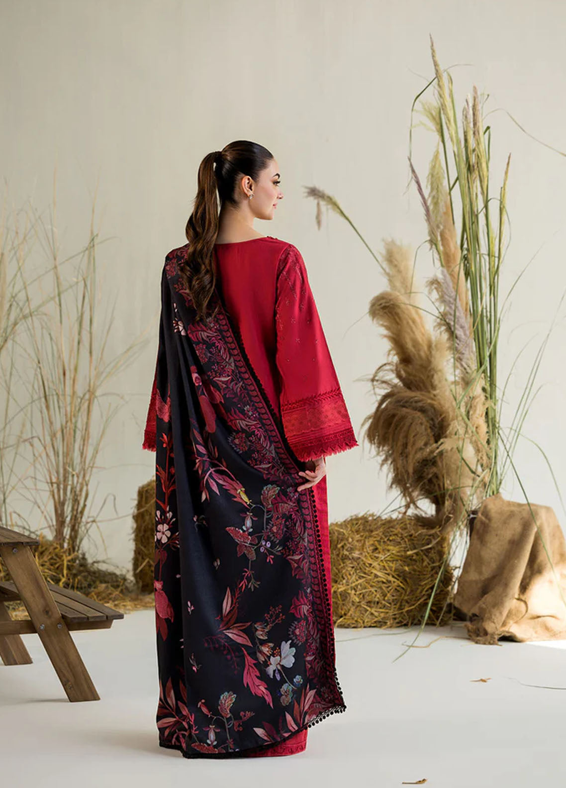 Sobia Nazir Embroidered Khaddar 3 Piece Unstitched Suit SN25WE1 D-5A Sobia Nazir Embroidered Khaddar 3 Piece Unstitched Suit SN25WE1 D-5A