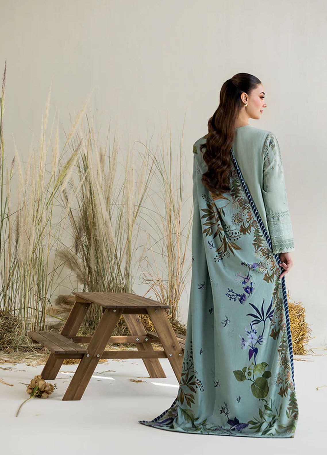 Sobia Nazir Embroidered Khaddar 3 Piece Unstitched Suit SN25WE1 D-5B Sobia Nazir Embroidered Khaddar 3 Piece Unstitched Suit SN25WE1 D-5B