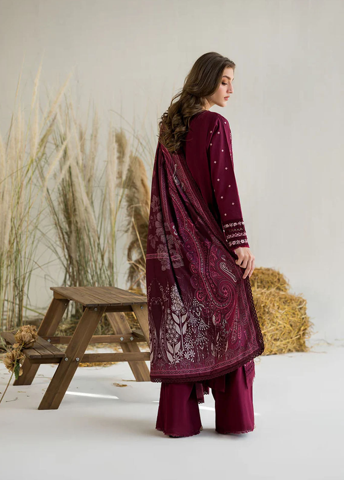 Sobia Nazir Embroidered Khaddar 3 Piece Unstitched Suit SN25WE1 D-6A Sobia Nazir Embroidered Khaddar 3 Piece Unstitched Suit SN25WE1 D-6A