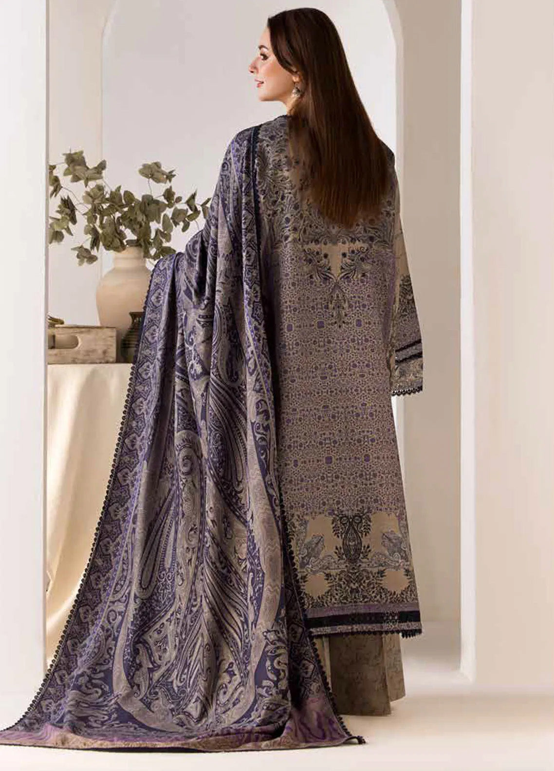 Sobia Nazir Winter Shawl Embroidered Khaddar 3 Piece Unstitched Suit SN24WS D-07 B Sobia Nazir Winter Shawl Embroidered Khaddar 3 Piece Unstitched Suit SN24WS D-07 B