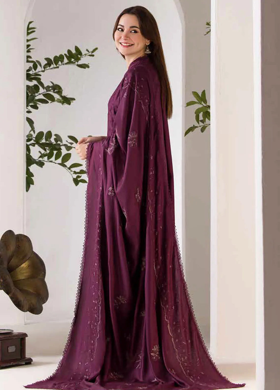 Sobia Nazir Winter Shawl Embroidered Marina 3 Piece Unstitched Suit SN24WS D-02 A Sobia Nazir Winter Shawl Embroidered Marina 3 Piece Unstitched Suit SN24WS D-02 A