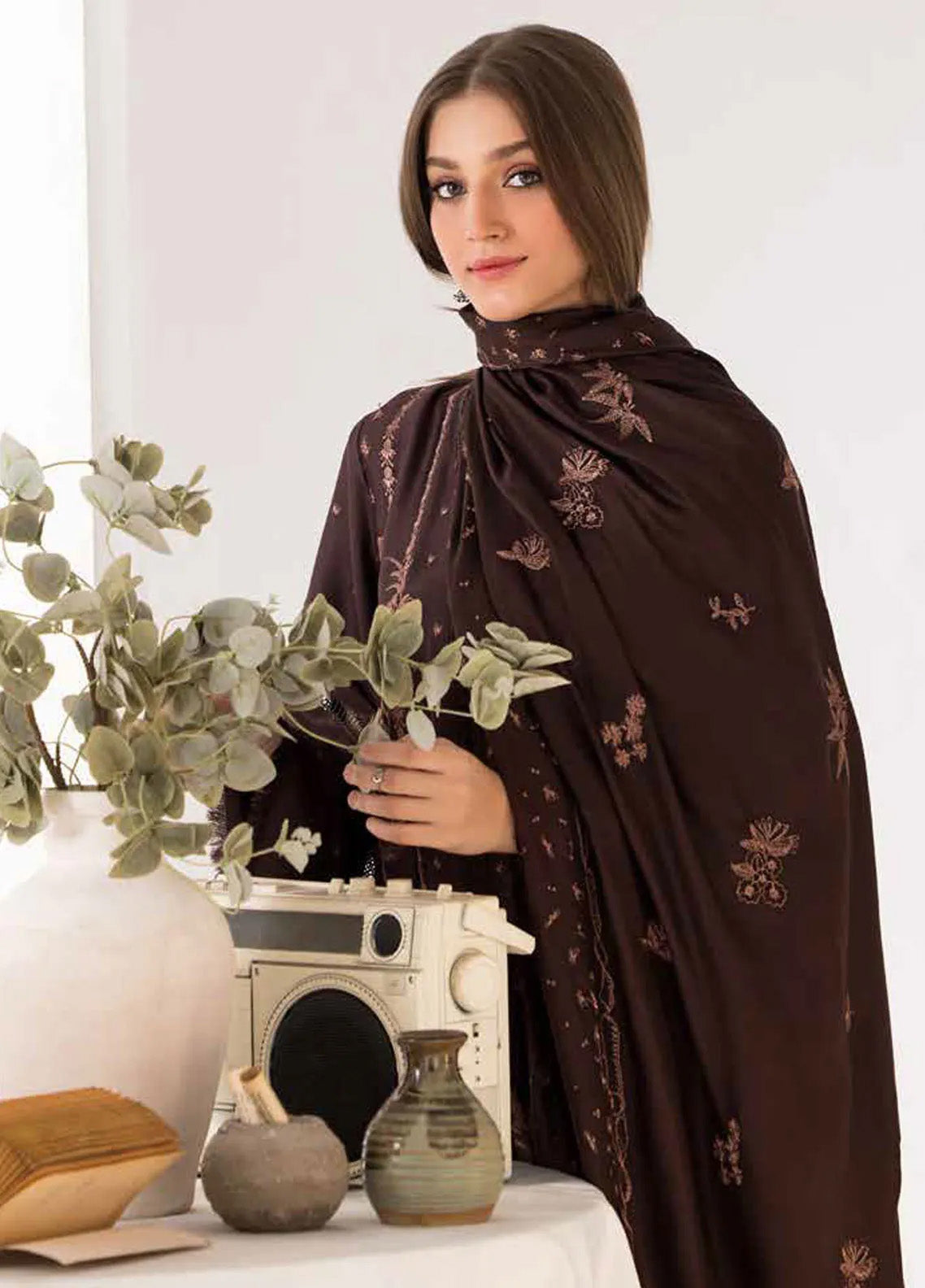 Sobia Nazir Winter Shawl Embroidered Marina 3 Piece Unstitched Suit SN24WS D-02 B Sobia Nazir Winter Shawl Embroidered Marina 3 Piece Unstitched Suit SN24WS D-02 B