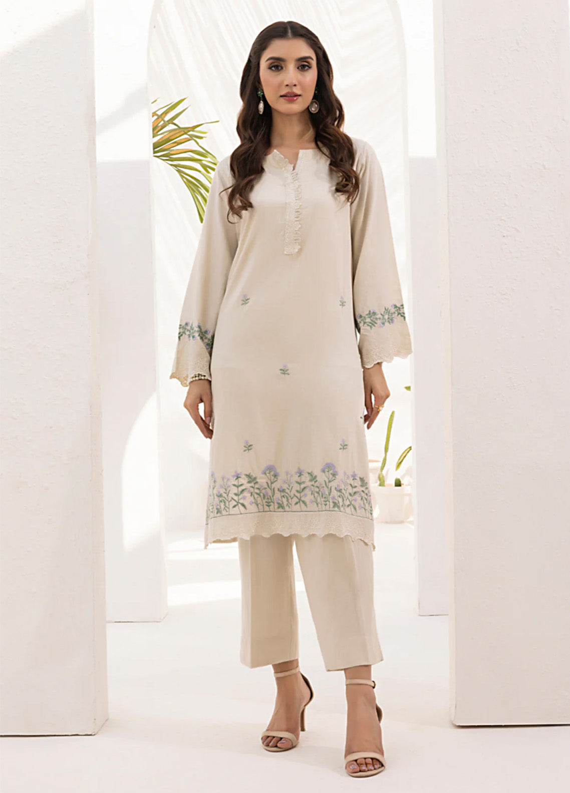 Soho By LSM Lakhany Embroidered Viscose Jacquard 2 Piece Stitched Suit LSM25S LG-IZ-0273 Soho By LSM Lakhany Embroidered Viscose Jacquard 2 Piece Stitched Suit LSM25S LG-IZ-0273
