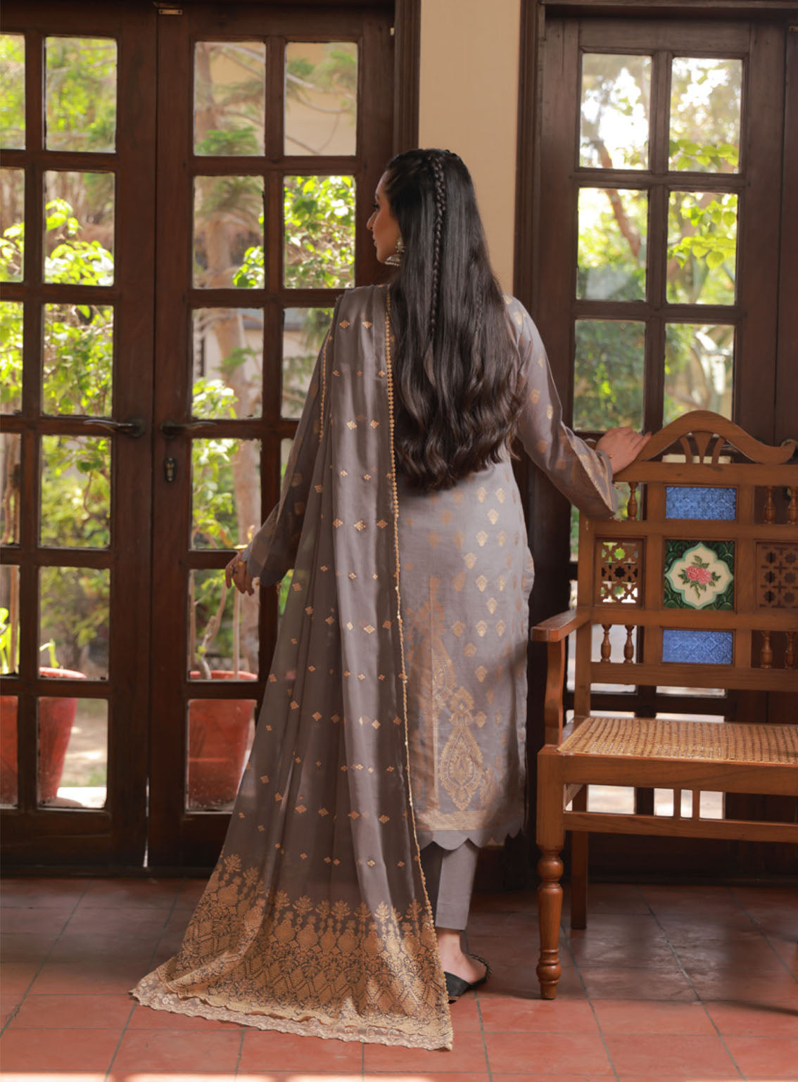 Soifia By Schick Broshia Banarsi Lawn 3 Piece Unstitched Suit SDH24SBBL-03 Soifia By Schick Broshia Banarsi Lawn 3 Piece Unstitched Suit SDH24SBBL-03