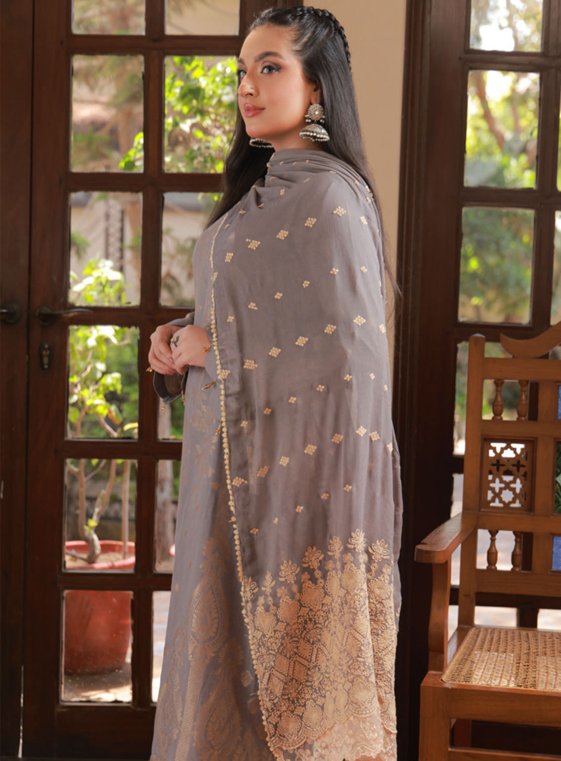 Soifia By Schick Broshia Banarsi Lawn 3 Piece Unstitched Suit SDH24SBBL-03 Soifia By Schick Broshia Banarsi Lawn 3 Piece Unstitched Suit SDH24SBBL-03