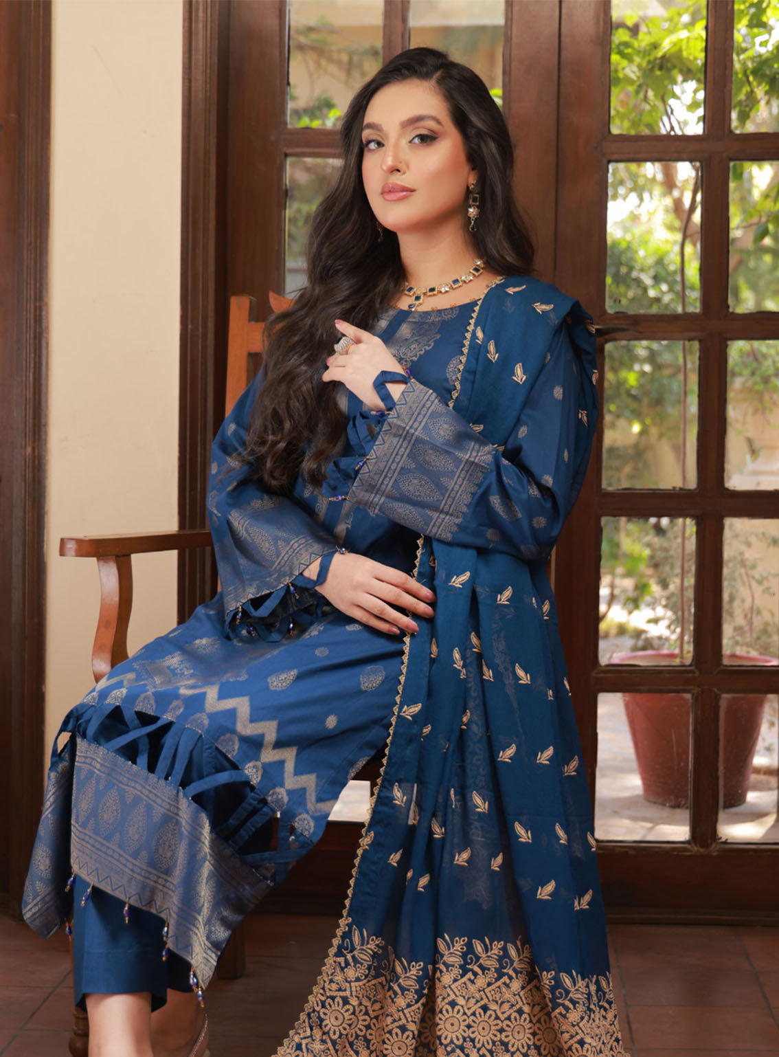 Soifia By Schick Broshia Banarsi Lawn 3 Piece Unstitched Suit SDH24SBBL-04 Soifia By Schick Broshia Banarsi Lawn 3 Piece Unstitched Suit SDH24SBBL-04