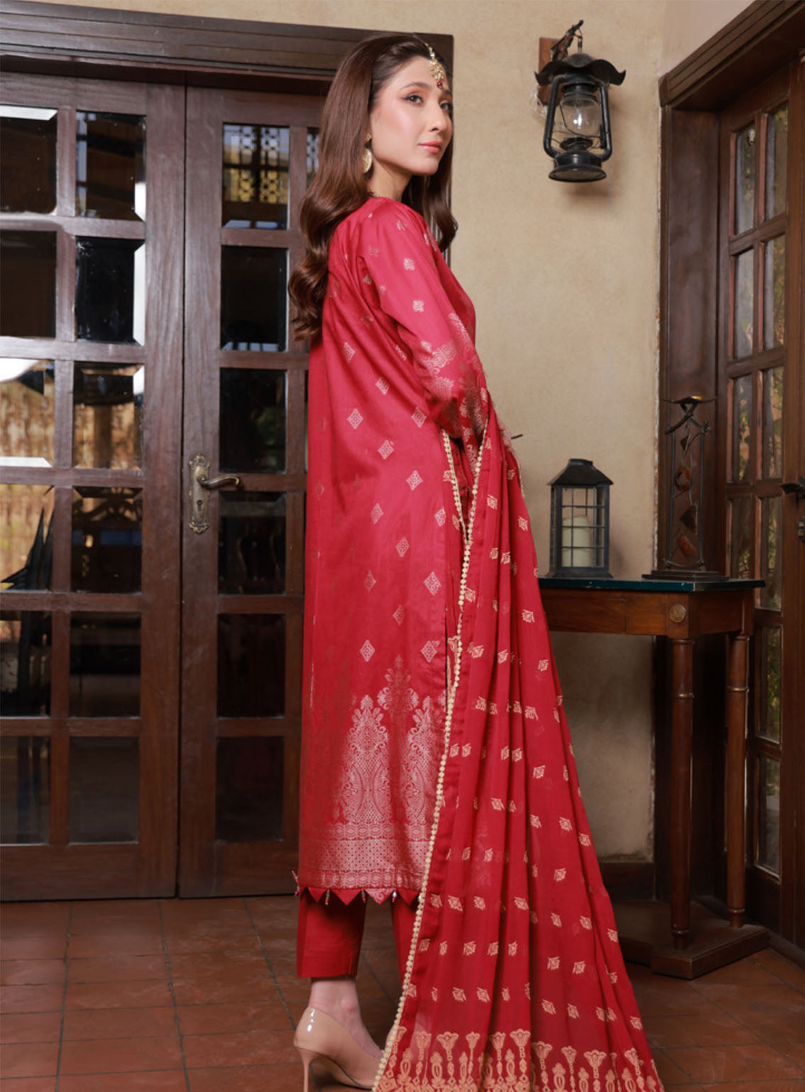 Soifia By Schick Broshia Banarsi Lawn 3 Piece Unstitched Suit SDH24SBBL-05 Soifia By Schick Broshia Banarsi Lawn 3 Piece Unstitched Suit SDH24SBBL-05