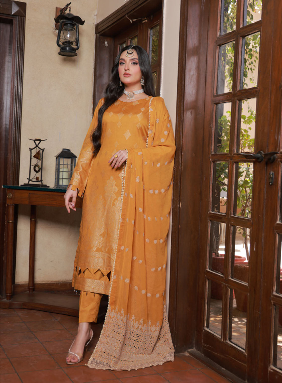 Soifia By Schick Broshia Banarsi Lawn 3 Piece Unstitched Suit SDH24SBBL-06 Soifia By Schick Broshia Banarsi Lawn 3 Piece Unstitched Suit SDH24SBBL-06
