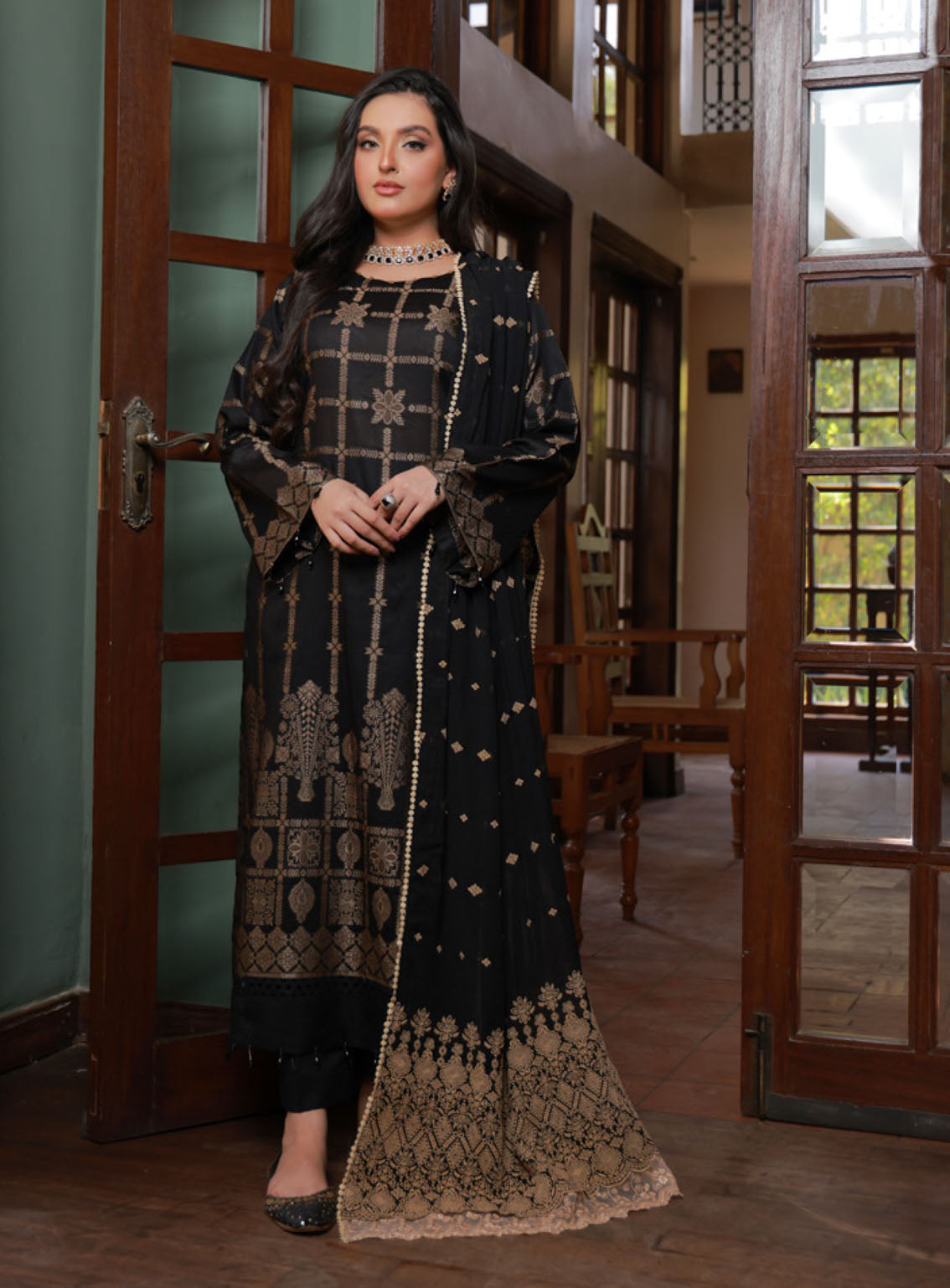 Soifia By Schick Broshia Banarsi Lawn 3 Piece Unstitched Suit SDH24SBBL-08 Soifia By Schick Broshia Banarsi Lawn 3 Piece Unstitched Suit SDH24SBBL-08